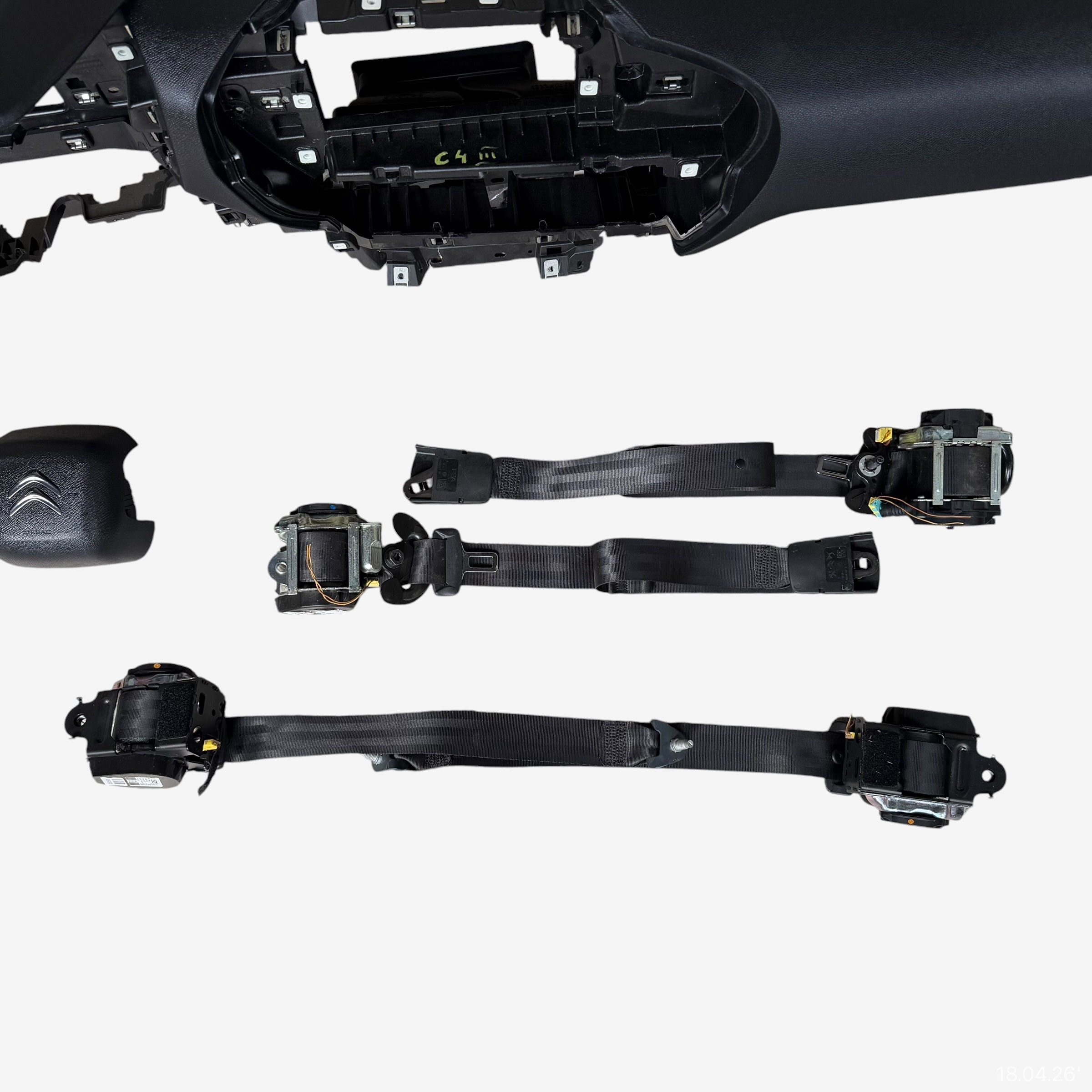 dashboard complete airbag console tension belts cockpit CITROEN C4 III 2023 ROK