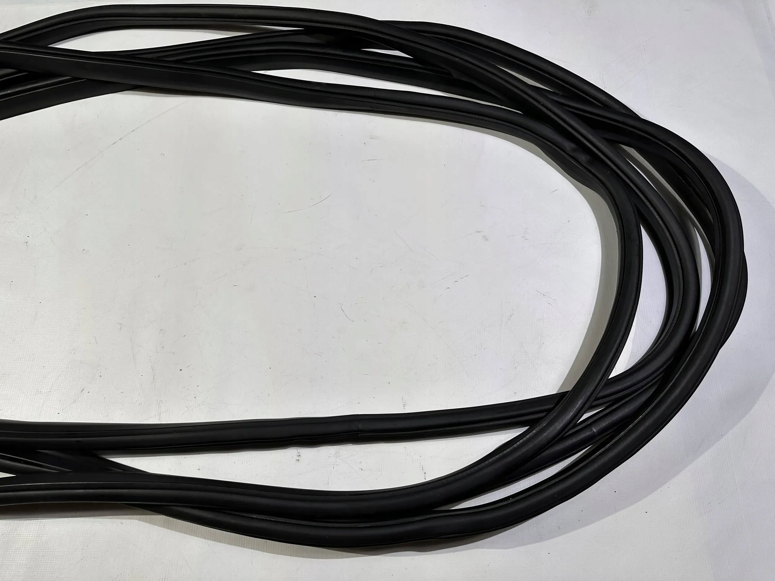gasket wneki door front front rear part rear. Ford Expedition 2018 - 2022