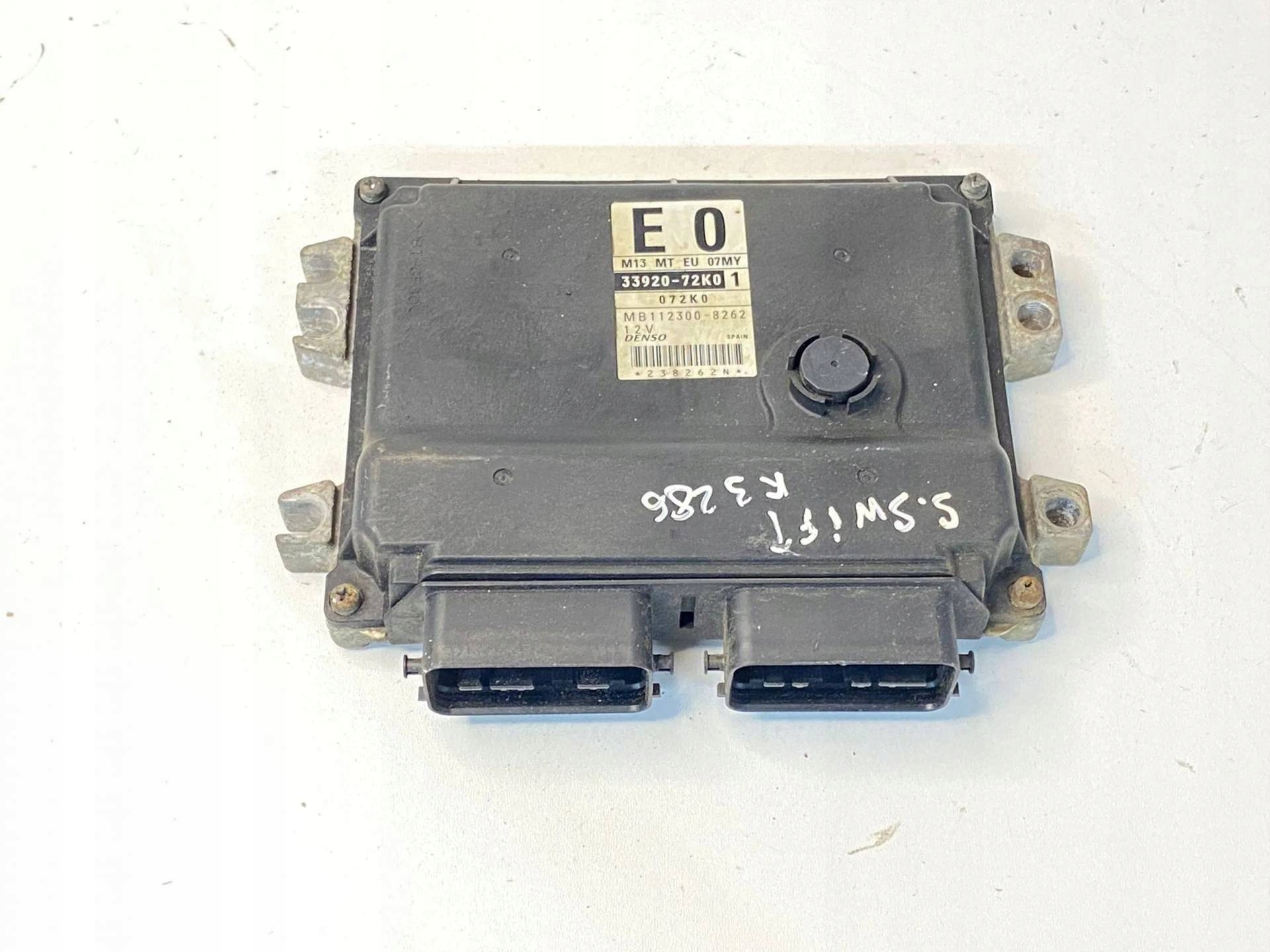 control unit of the engine Suzuki Swift 3 2009 33920-72K01