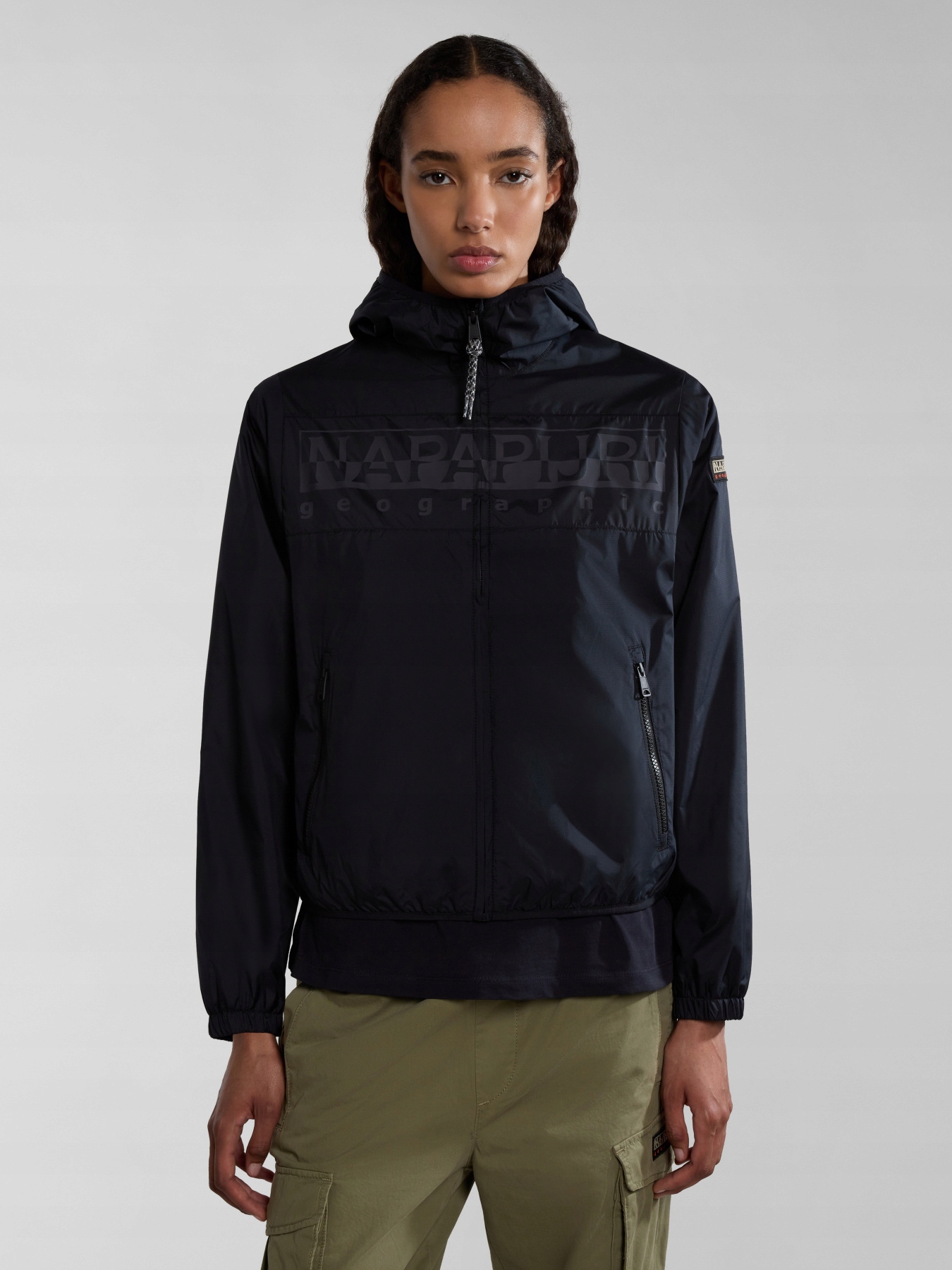 Černá větrovka s logem Napapijri L