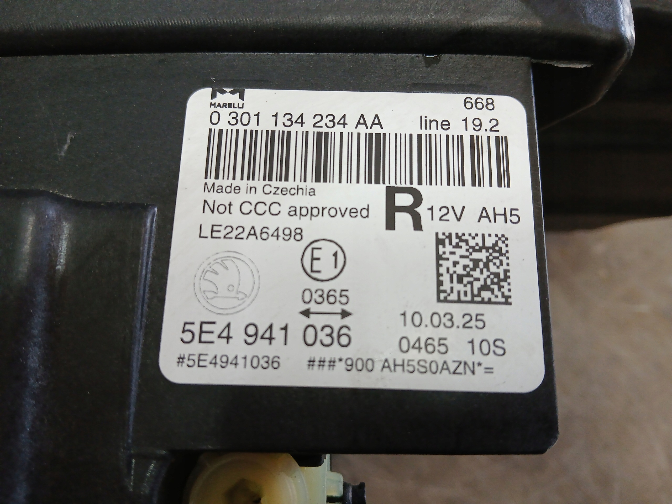 light front right SKODA OCTAVIA IV 4 LIFT FULL LED 5E4941036