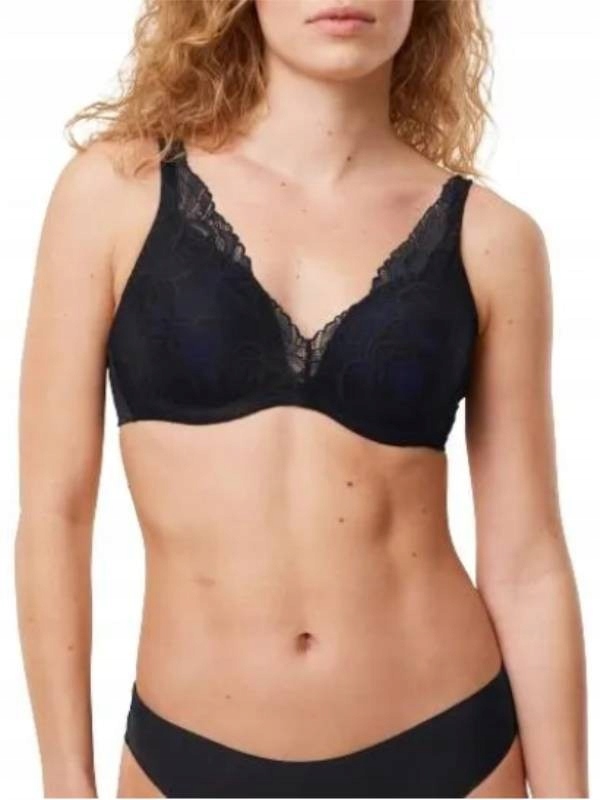 Podprsenka Triumph Body Make-up Illusion Lace Wp 04, velikost 75E