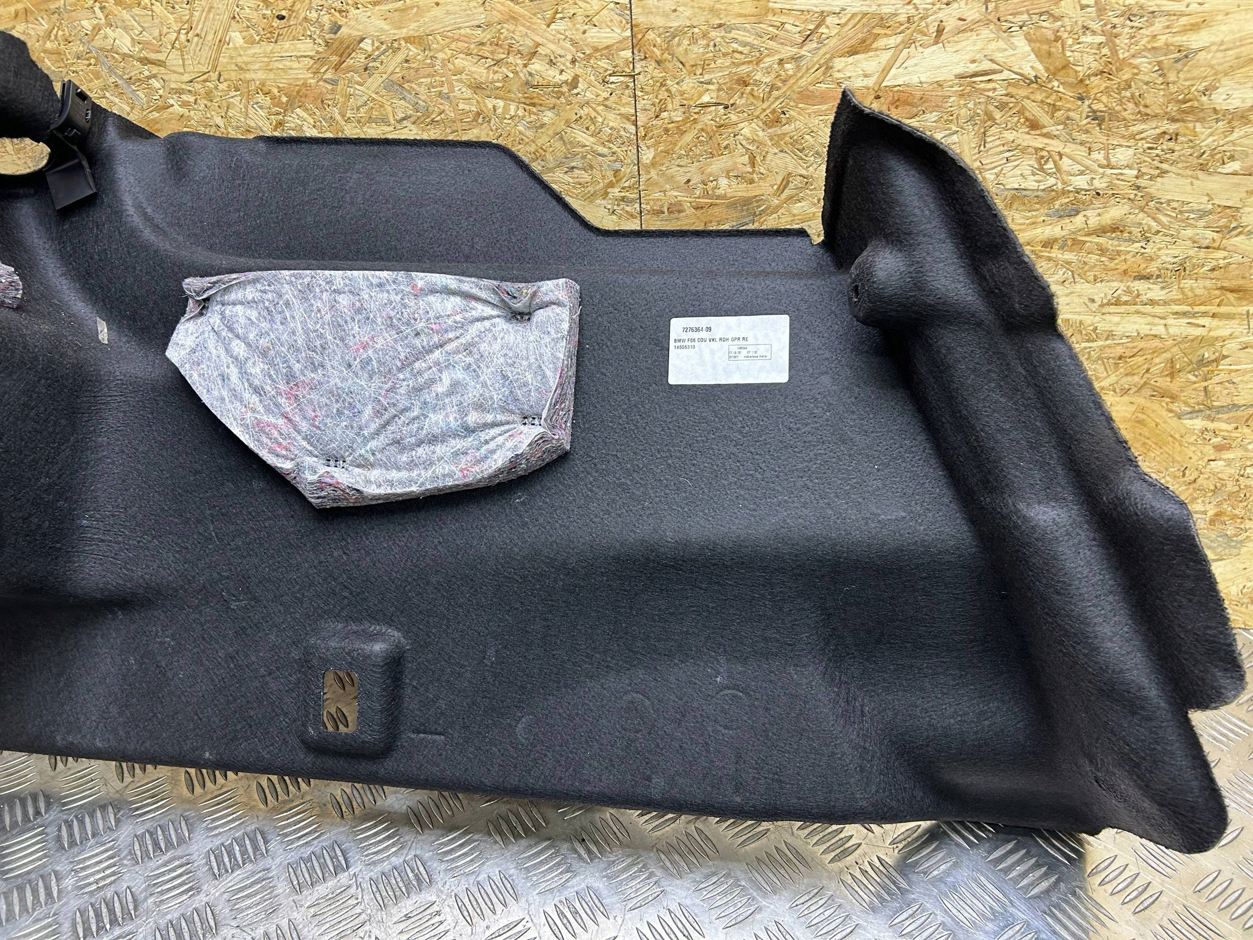side / upholstery boot right BMW 6 F06 Gran coupe 2013 7276364