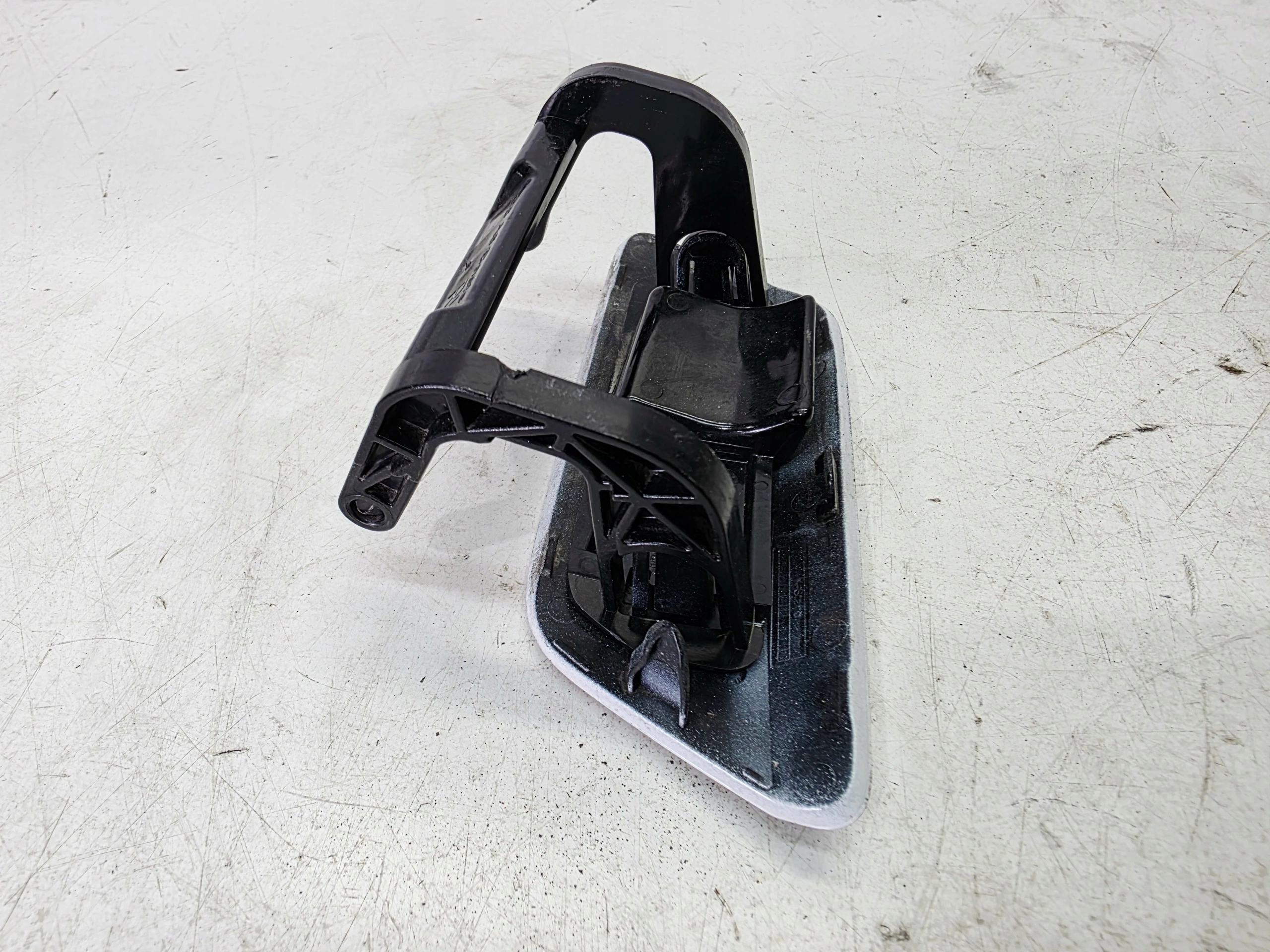 Couvre Lave phare Droit AUDI A6 C8 4K0807788B