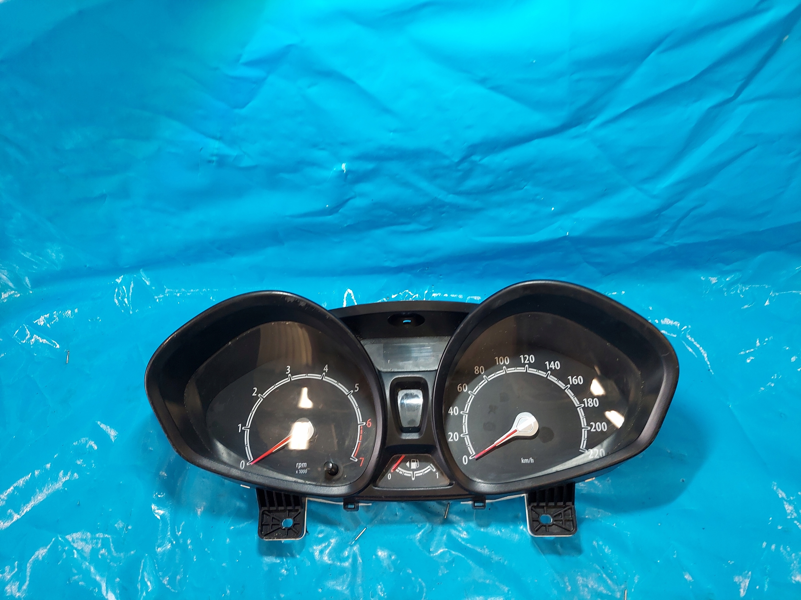 dials clock FIESTA MK 7