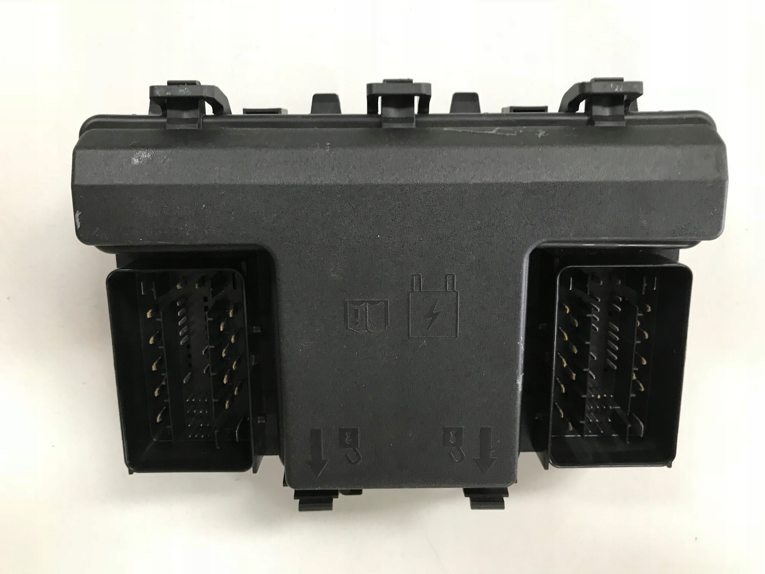 SKRZYNKA BEZPIECZNIKÓW MONDEO MK5 FG9T14A067KB