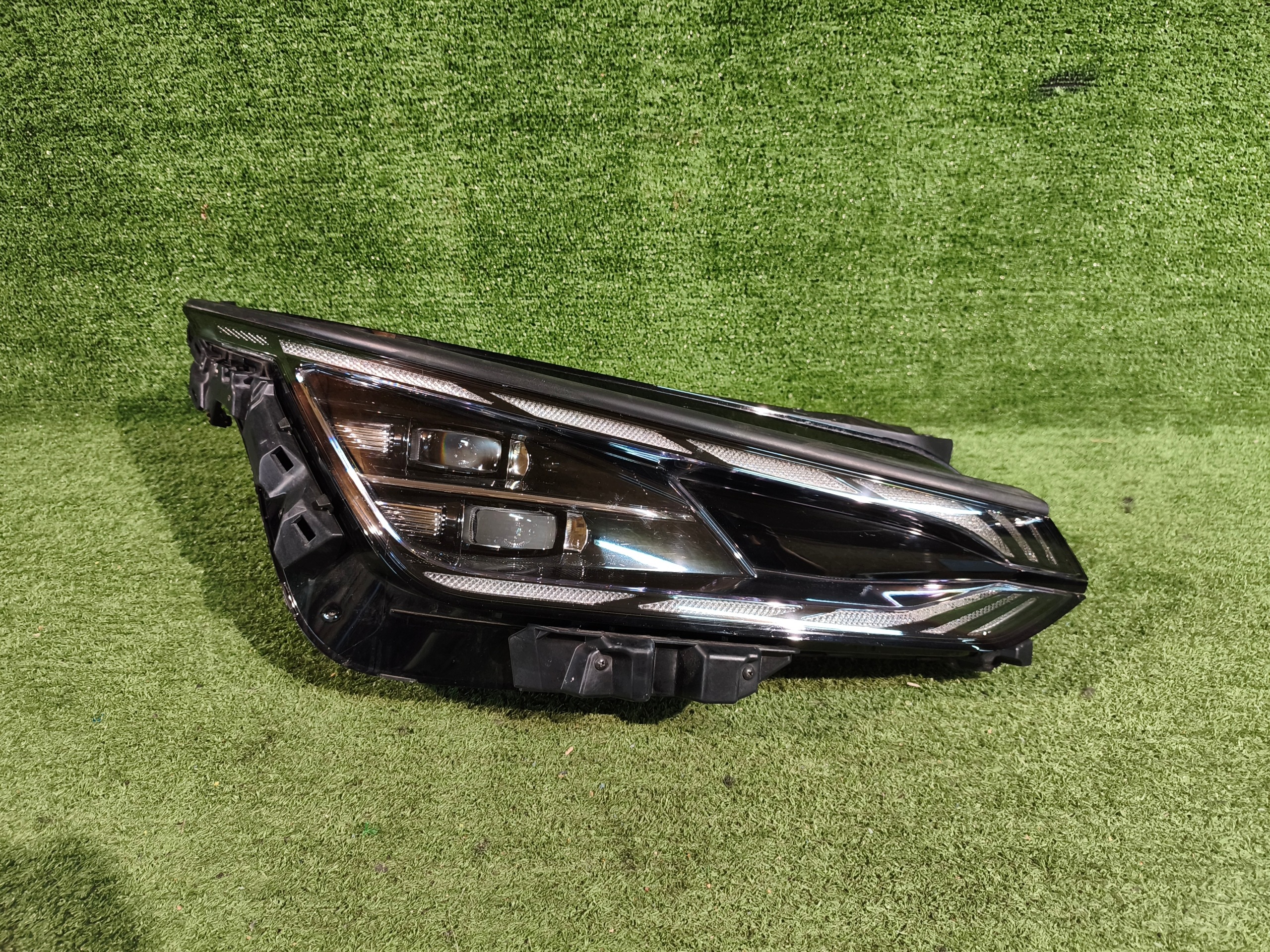 REFLEKTOR right left front KIA EV6 21- FULL LED NR.R1685