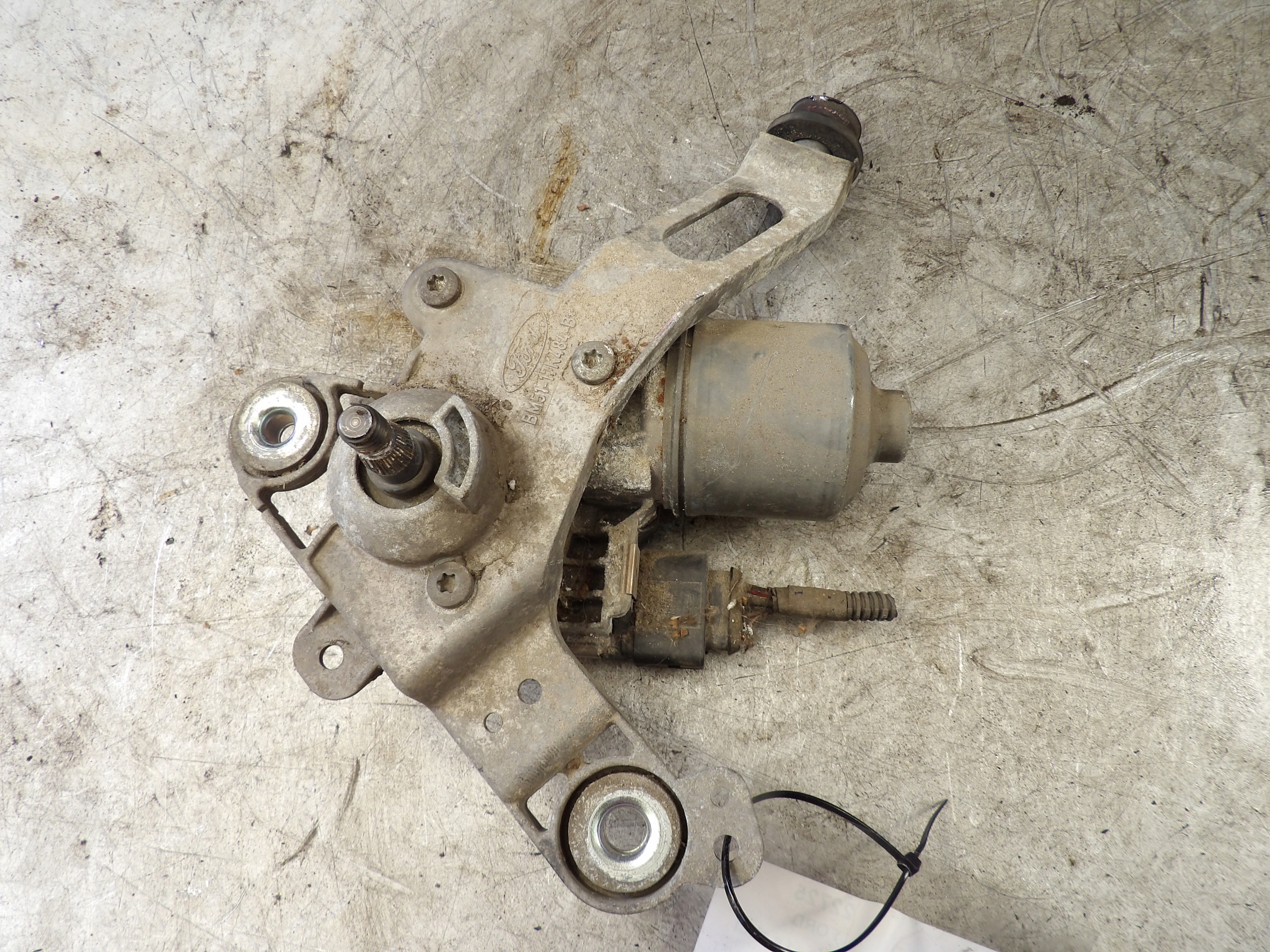 Ford Focus MK3 mini motor of wipers front right
