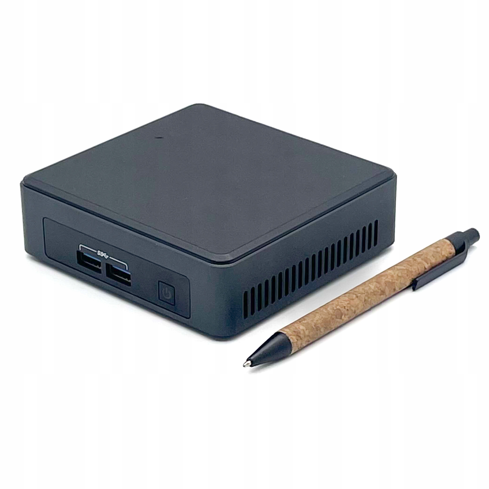 Intel NUC7i3BNK ミニPC 2019年製 Amazon.co.jp: Intel NUC Core