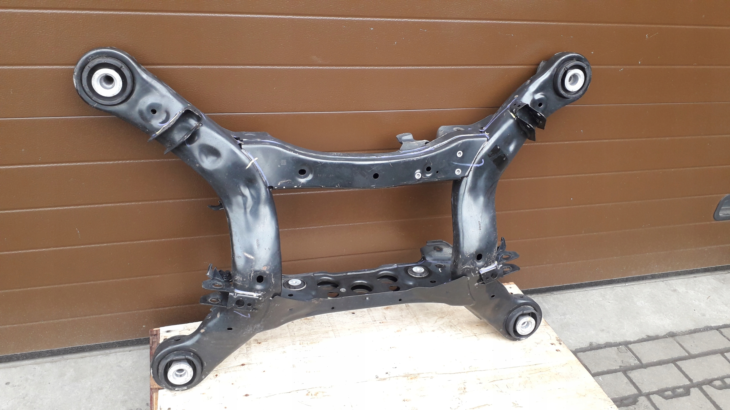 ML W164 GL X164 W251 sider axle beam LAWA subframe rear part