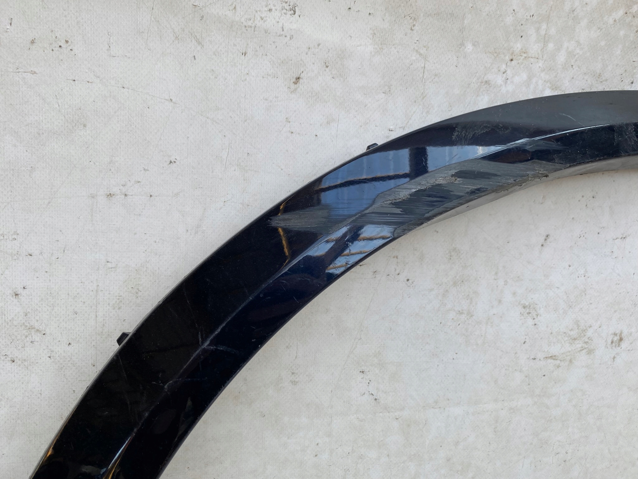 BMW X5 G05 m-packet moulding BLOTNIIK left front 8069285