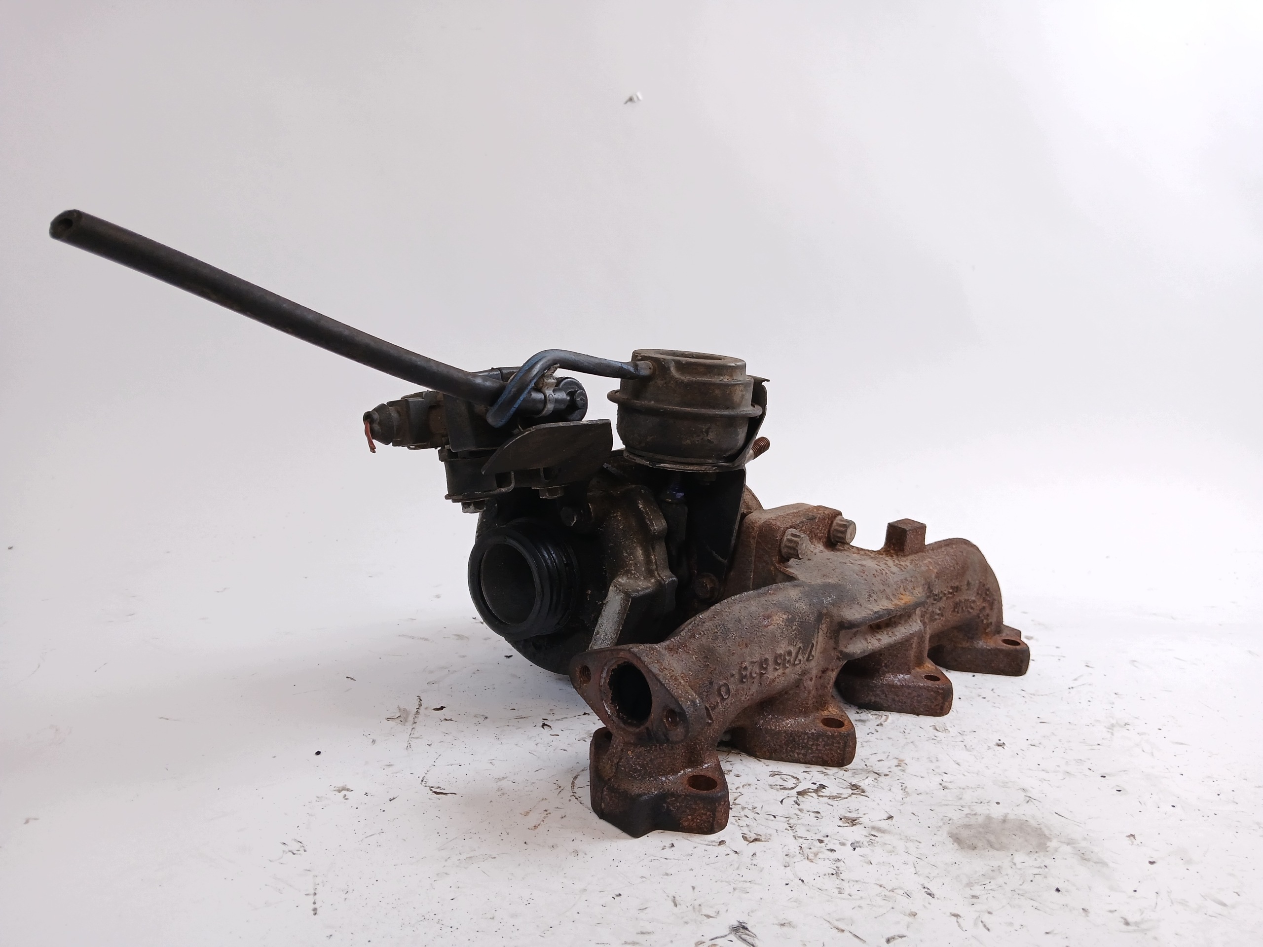 BMW E46 2.0 D turbo TURBINA 2247297G