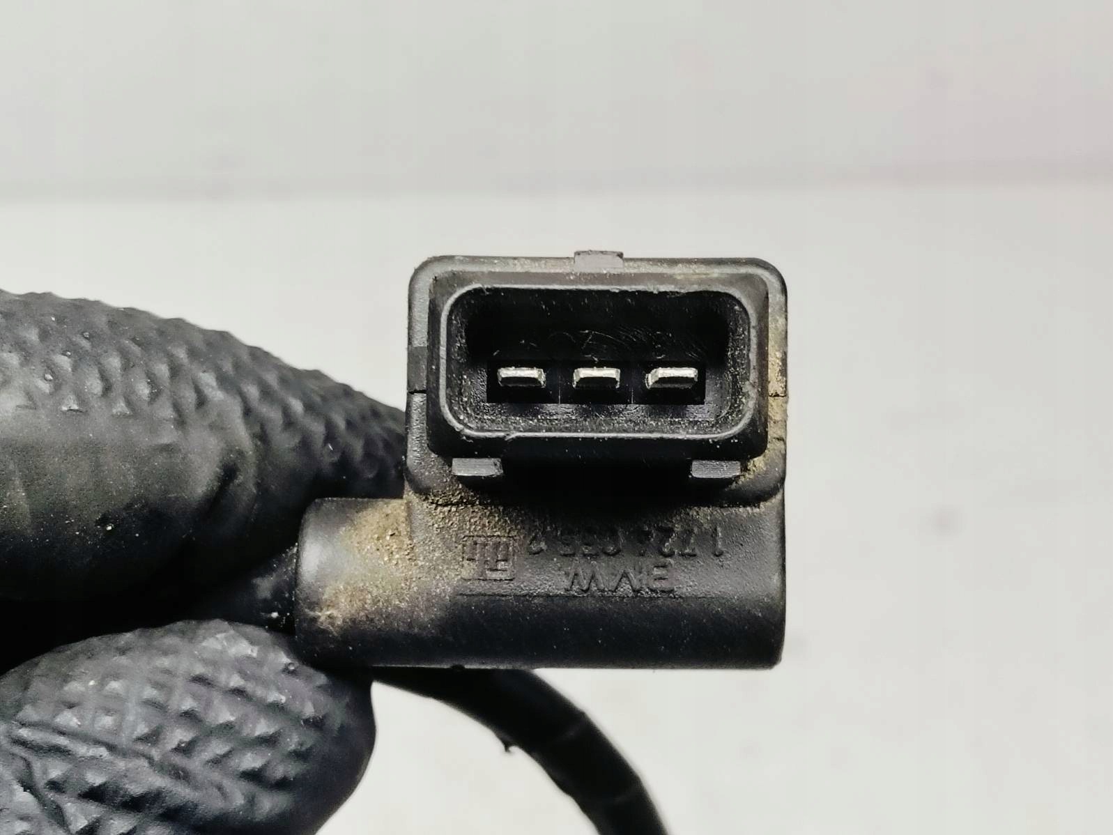 shaft position sensor BMW 735I E32 3,5 and 17189579