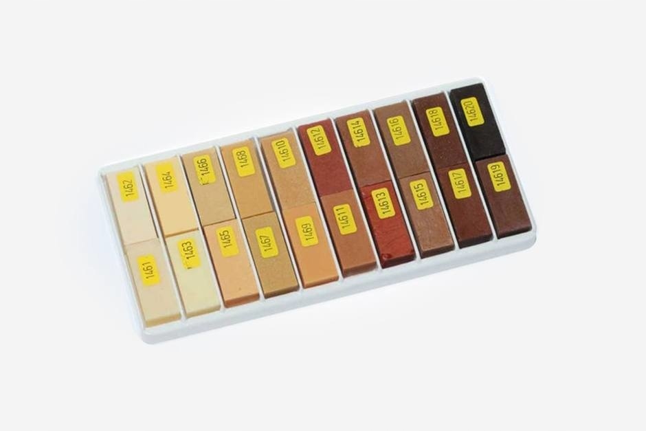 

Wosk twardy refleksujący do naprawy mebli renowacj