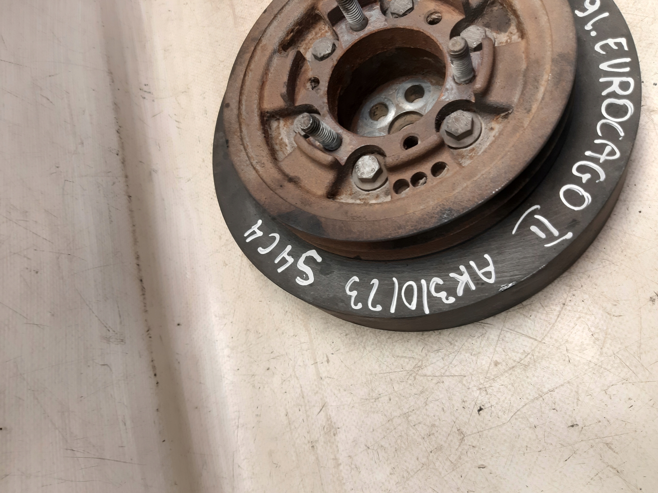 pulley IVECO EUROCARGO II 2 5.9