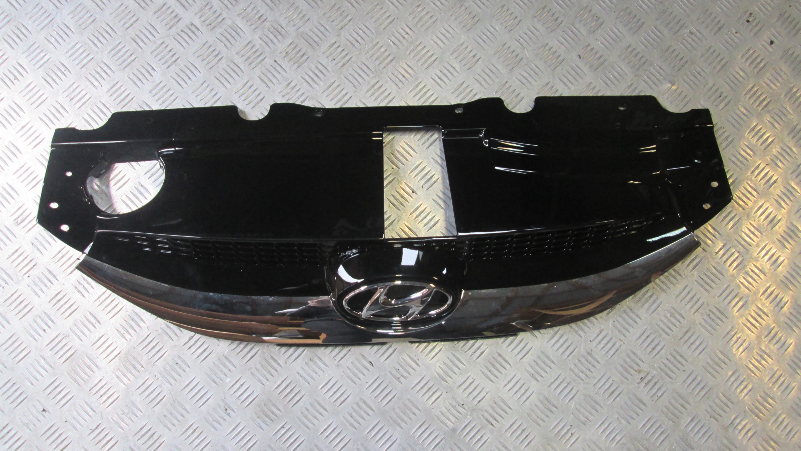 ATRAPA GRILL NERKA HYUNDAI IX35 09-14 CHROM