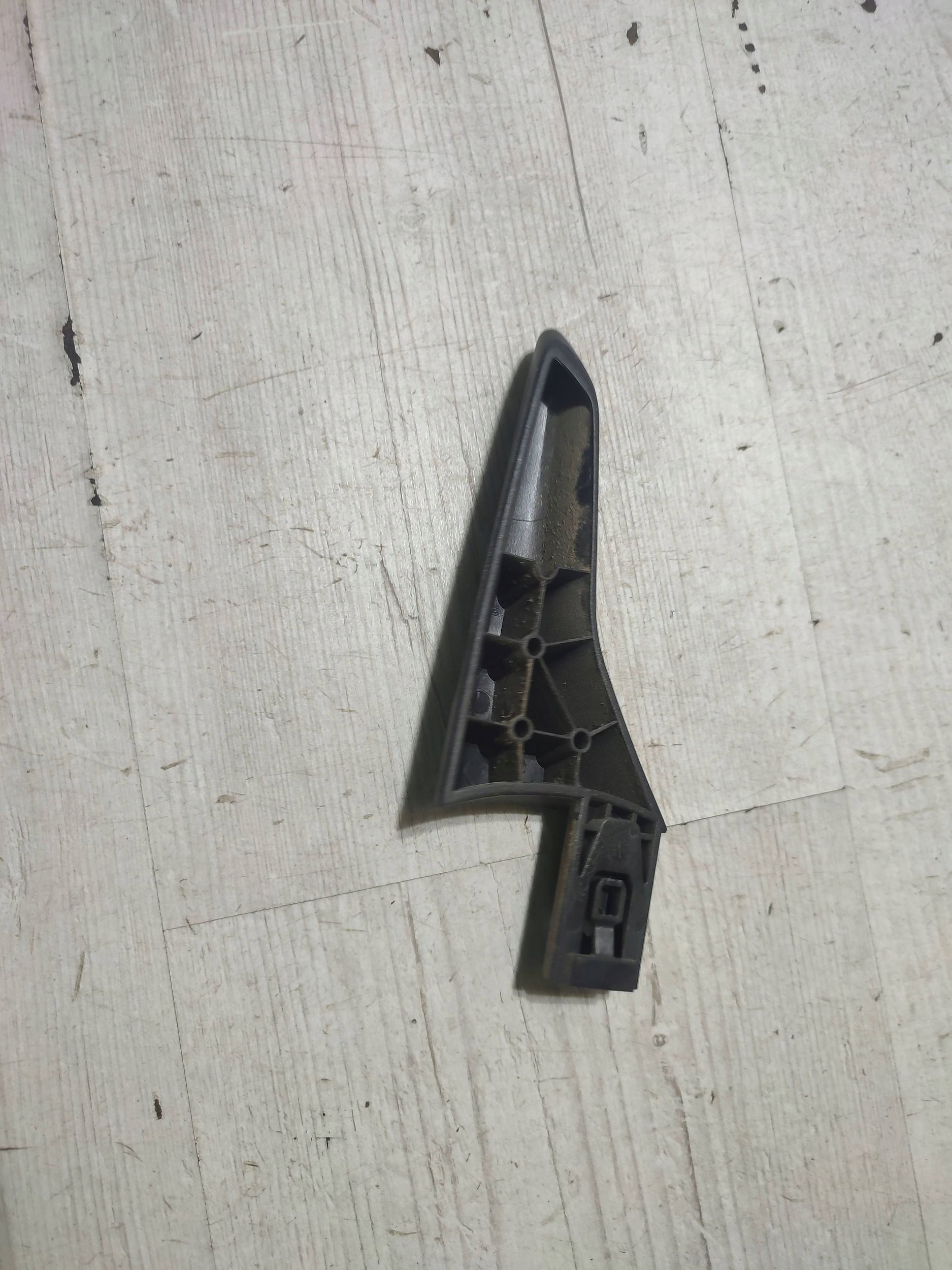 Peugeot 2008 II 2020 bracket do control siedziska