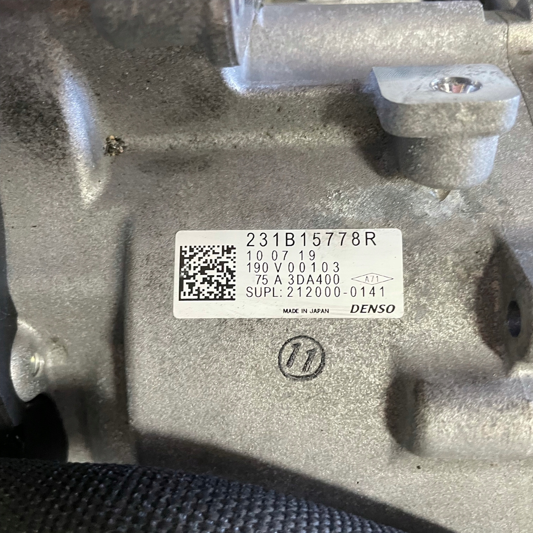 RENAULT CAPTUR II 1.6 E-TECH HYBRYDA SKRZYNIA BIEGÓW DB1010 328965033R Rodzaj skrzyni Automatyczna