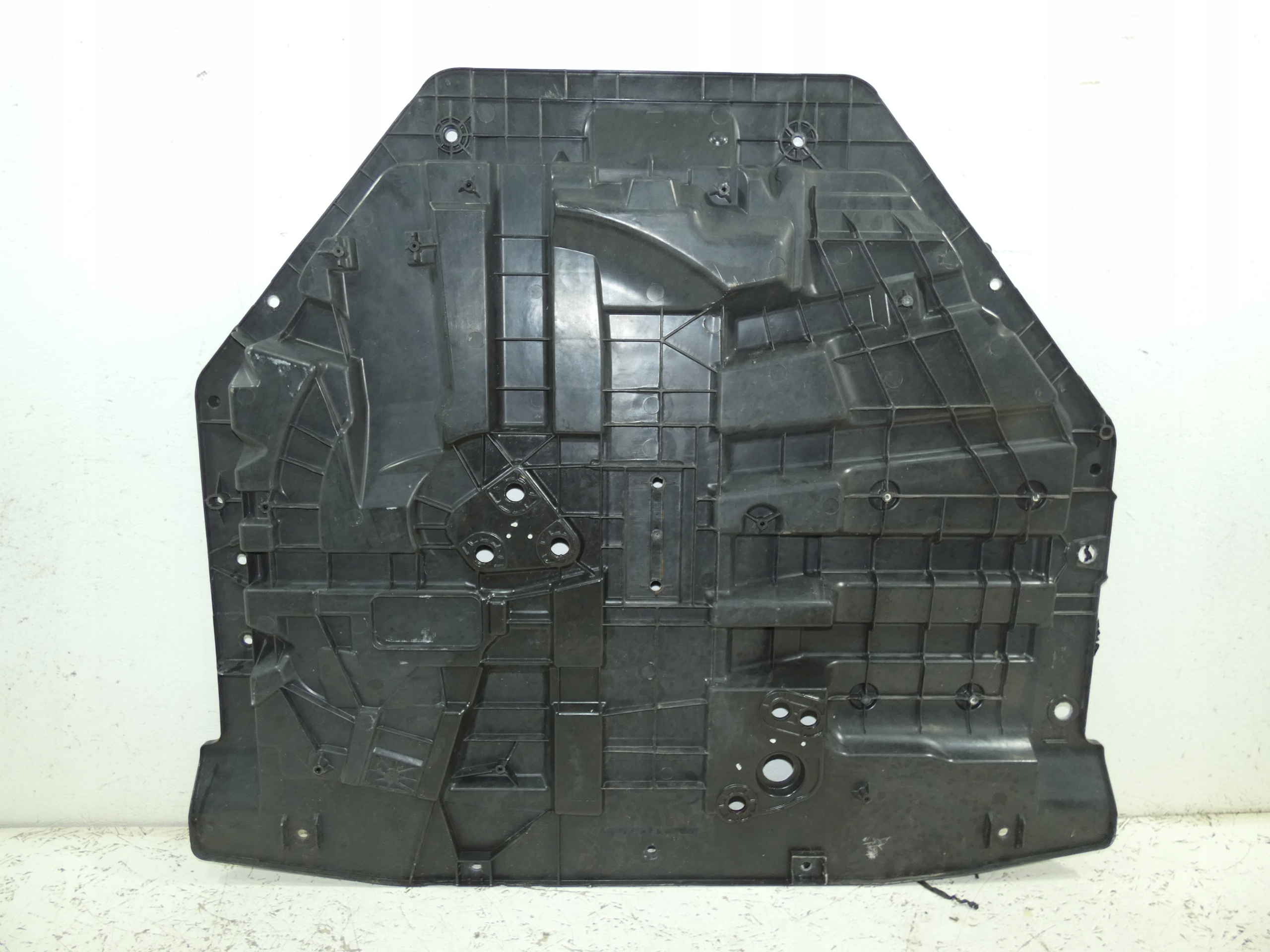 Renault Espace V floor boot sump