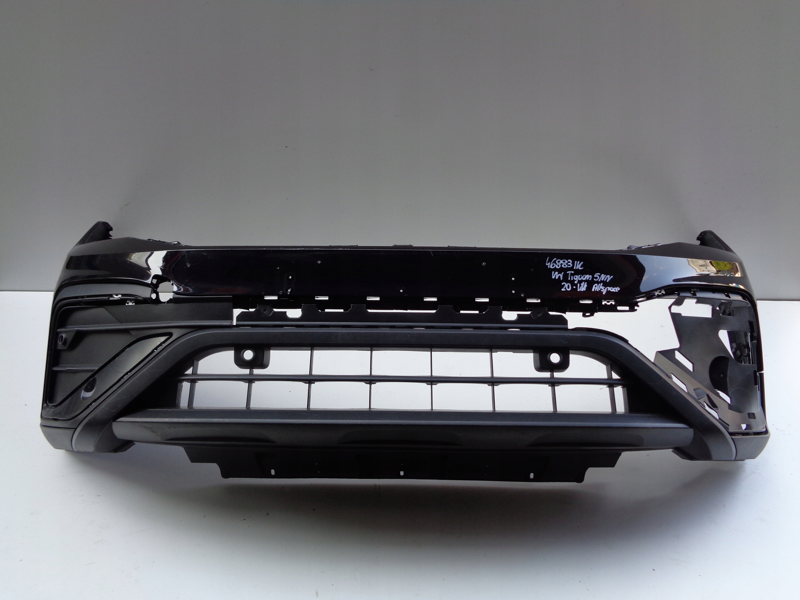 frontstoßstange VW TIGUAN 5NN 20- LIFT ALLSPACE NR 46883