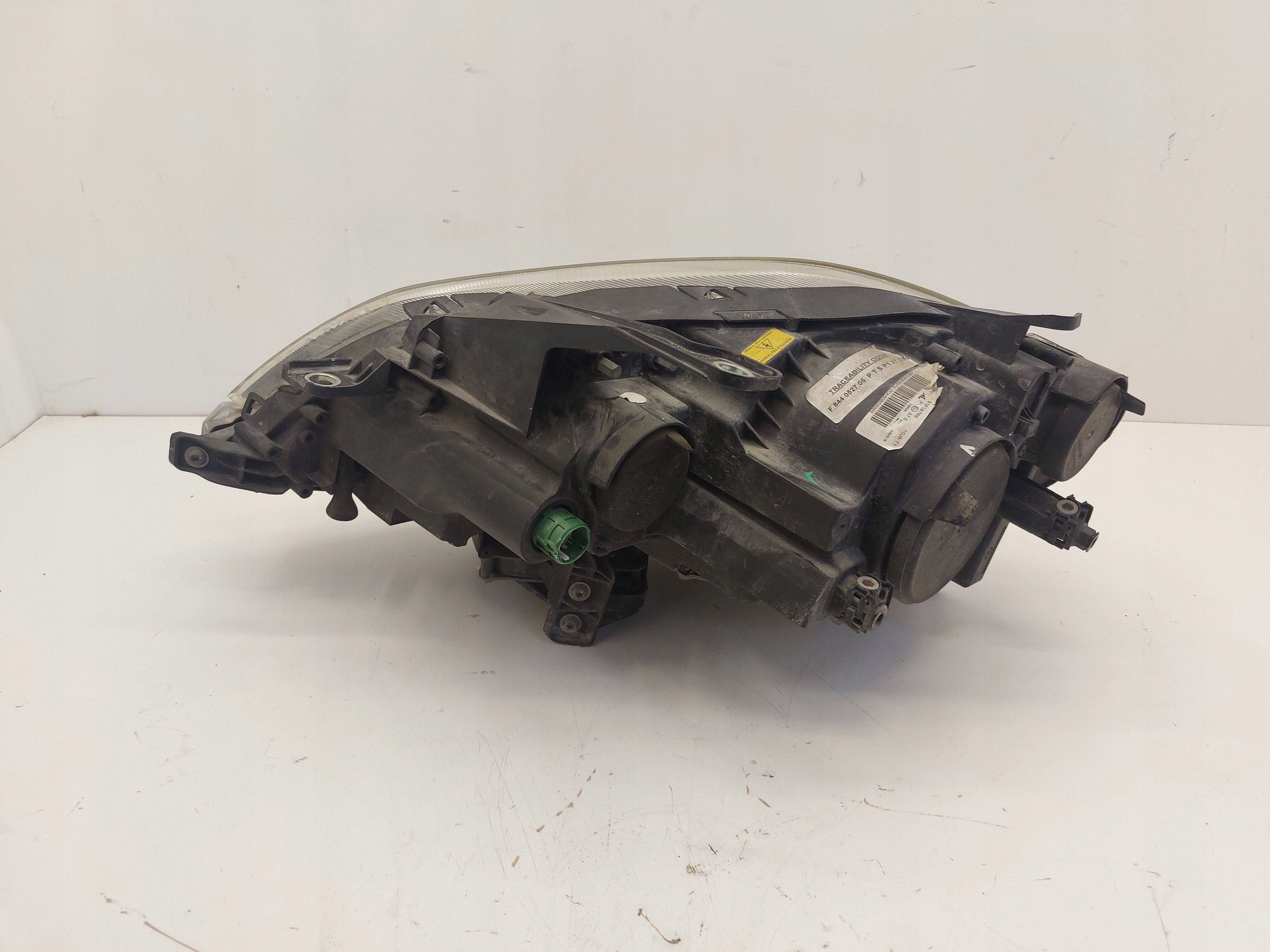 LANCIA DELTA III 3 REFLEKTOR light right front XENON EUROPA