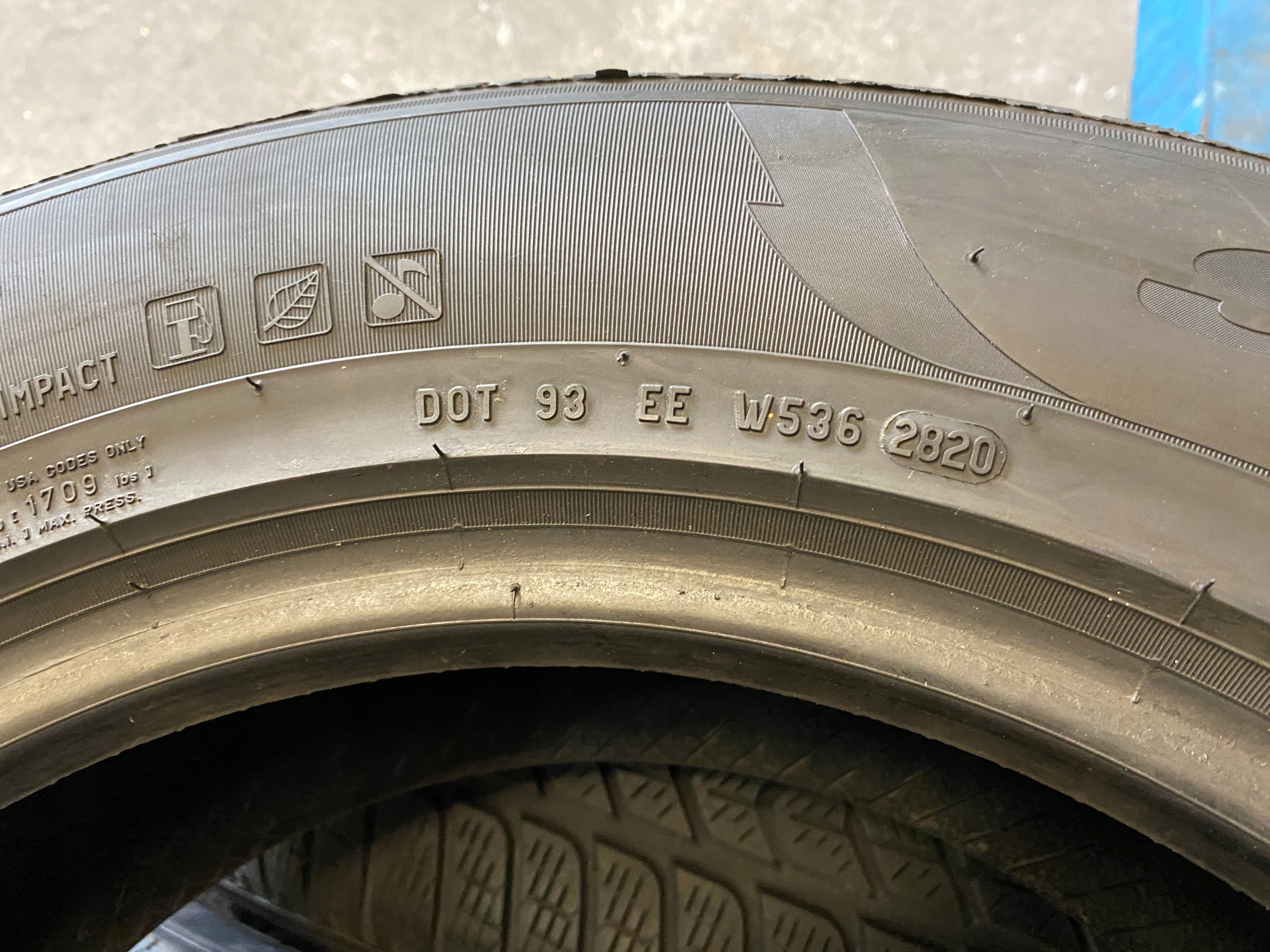 4 tyres winter 215/65R17 Pirelli Scorpion Winter 7mm