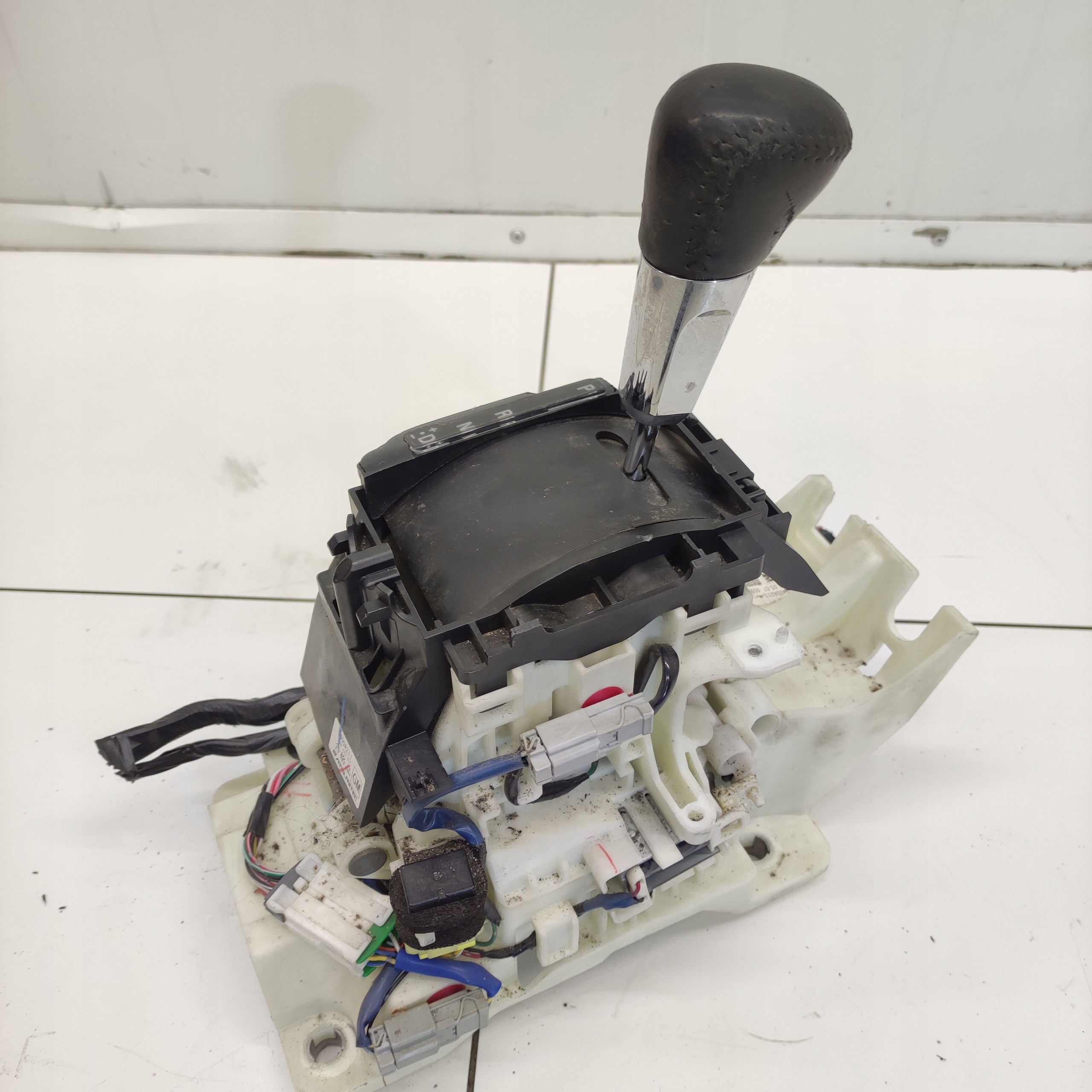 trim changes of the gear CITROEN C-CROSSER 2400A211