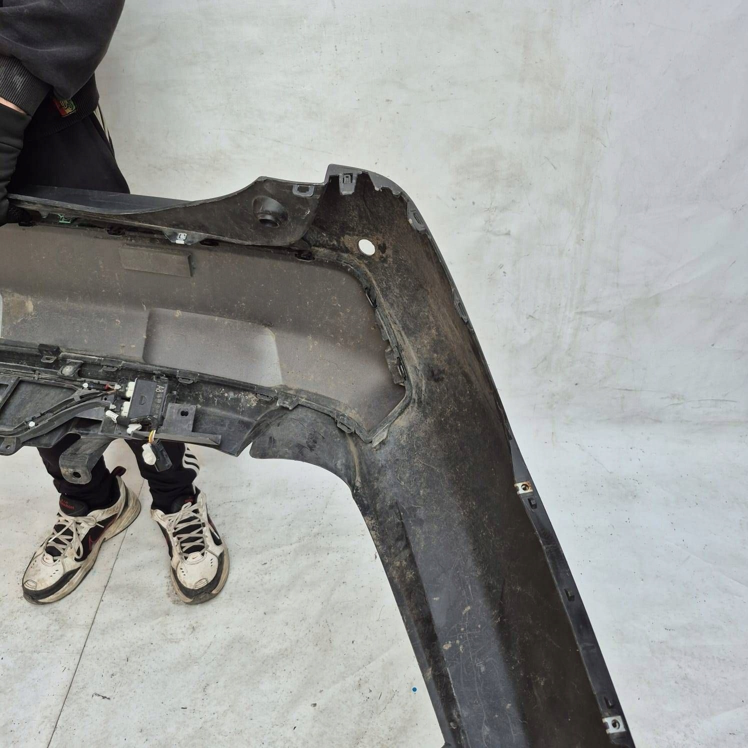 TOYOTA RAV4 V 5 18-26 bumper rear part rear PDC