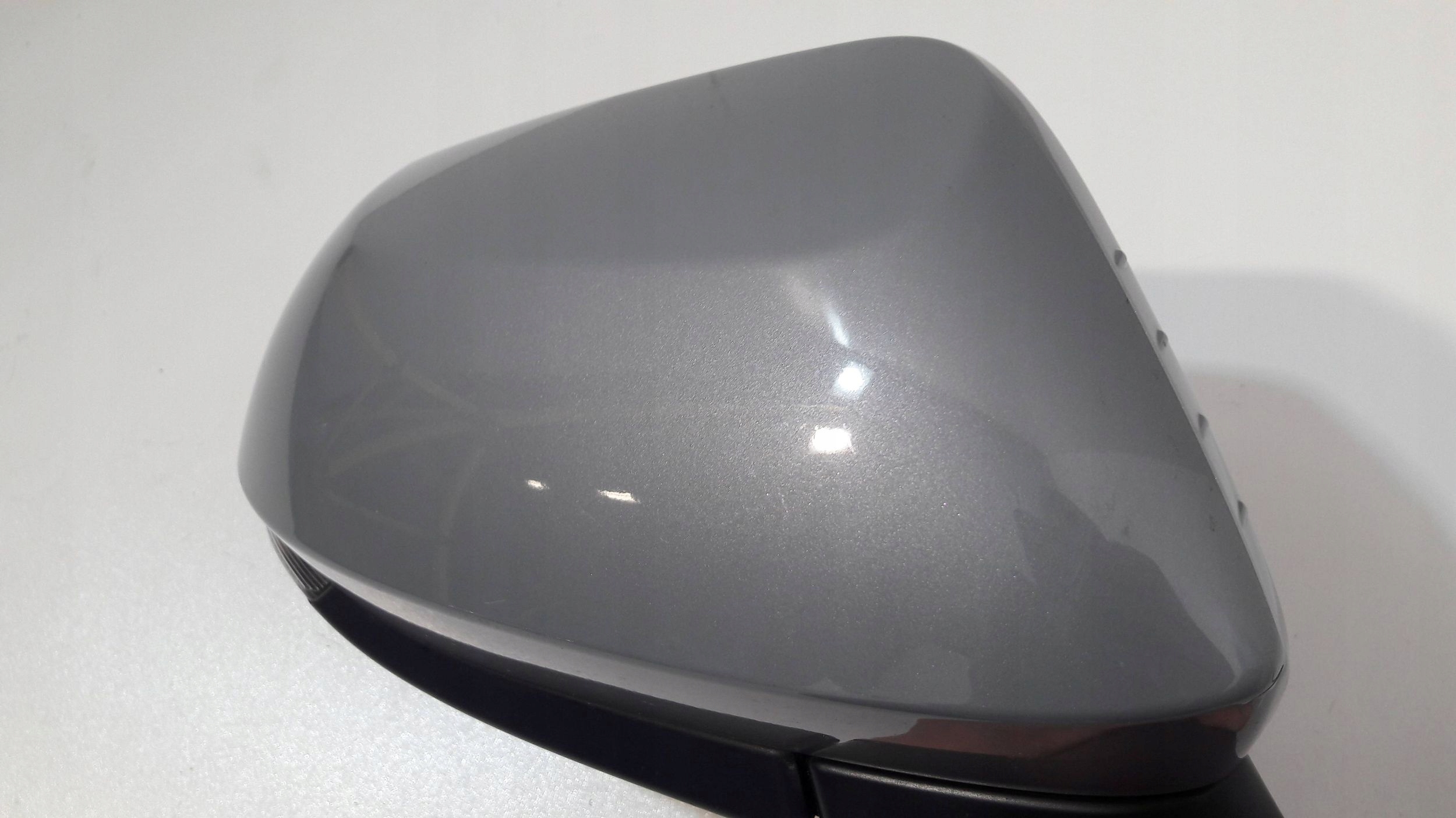 Toyota Corolla E21 mirror right 6 PIN 1H5 (S137)