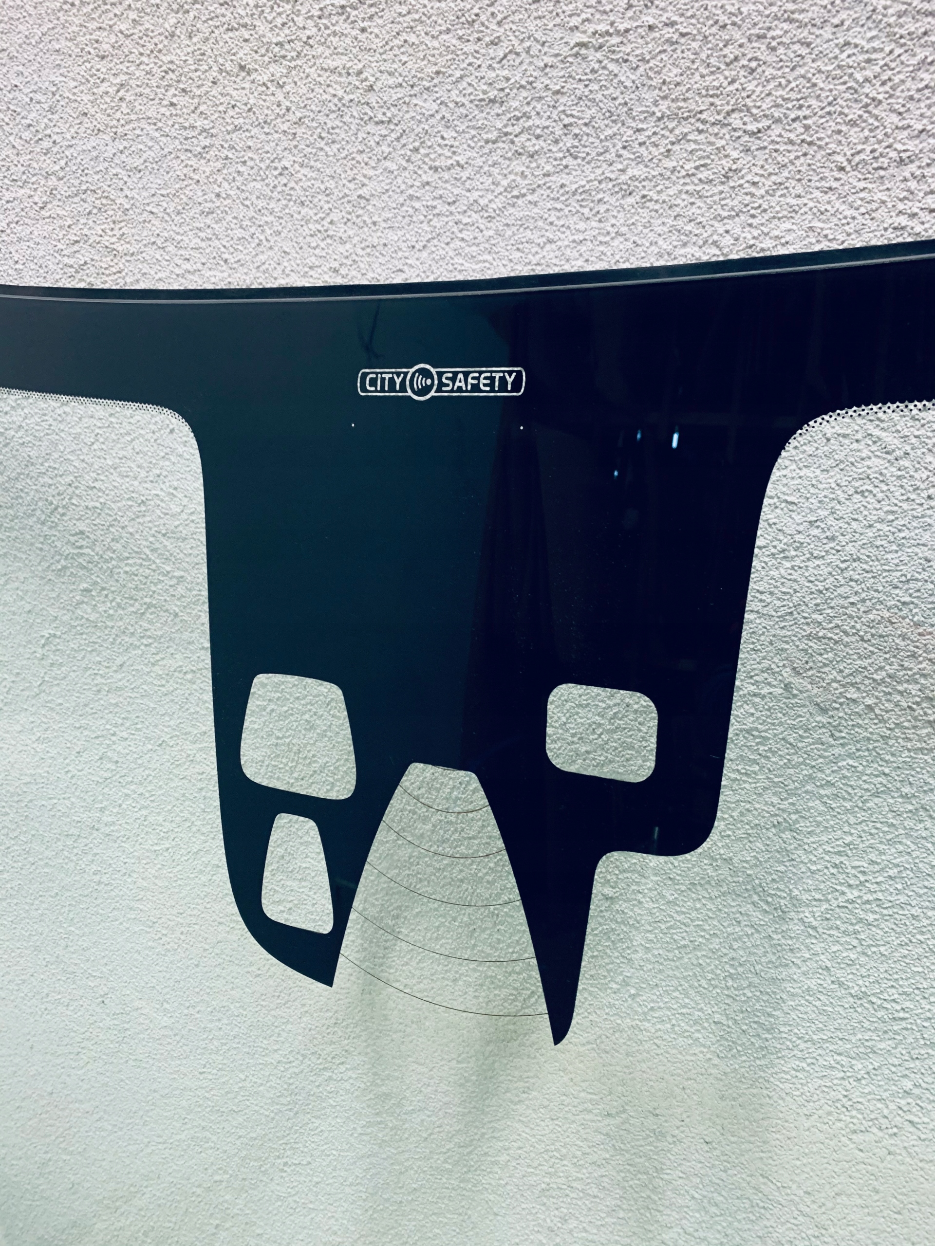 Szyba czołowa VOLVO XC60 2008-11 SEN+KAM+CITY-SAFE Numer katalogowy części 8840AGNCMPVWZ2R