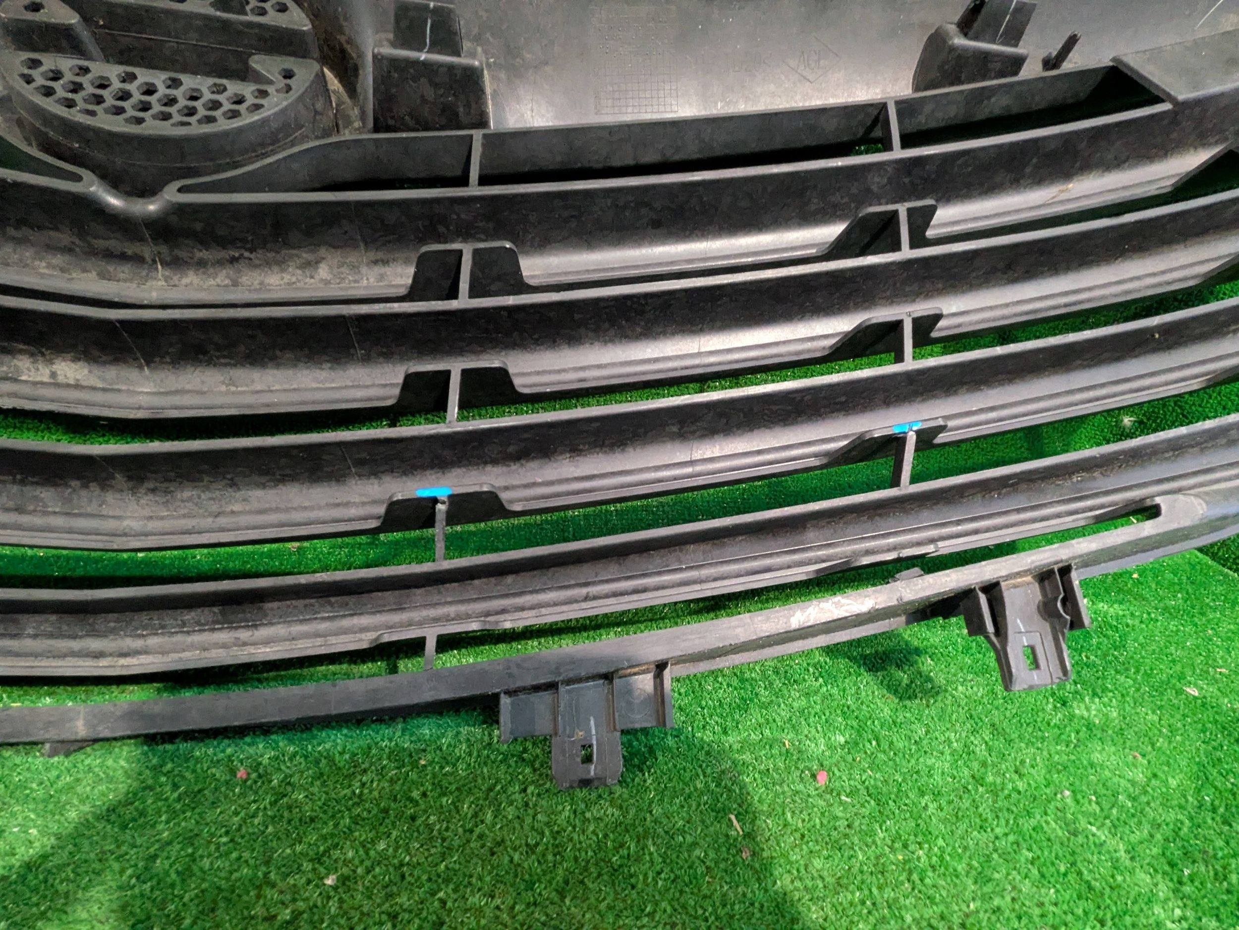 grill grille radiator OPEL VIVARO B 14- NR.14