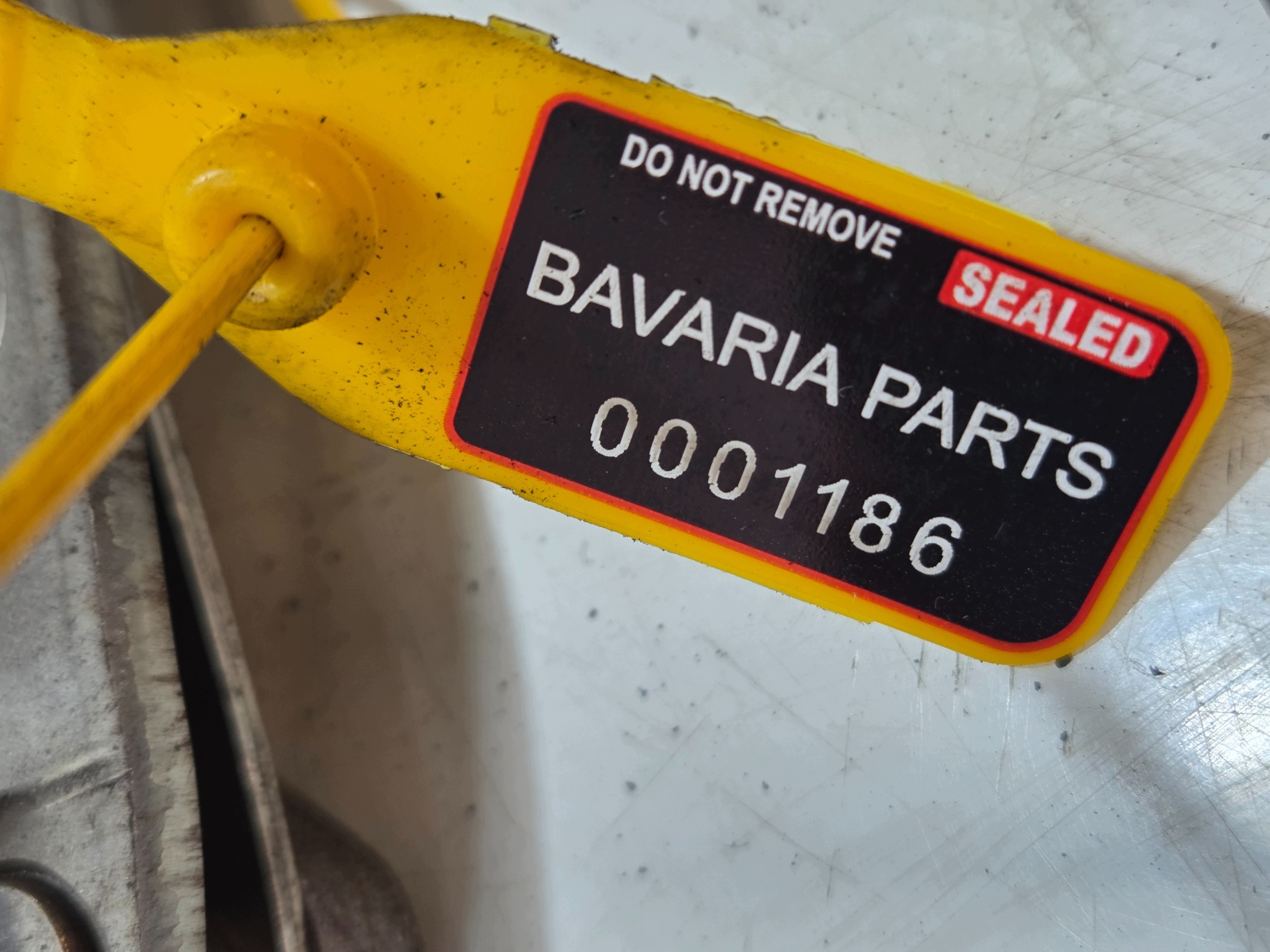 DWUMAS frizione disco di pressione BMW E60 E61 3.0 D 306D3 7533923