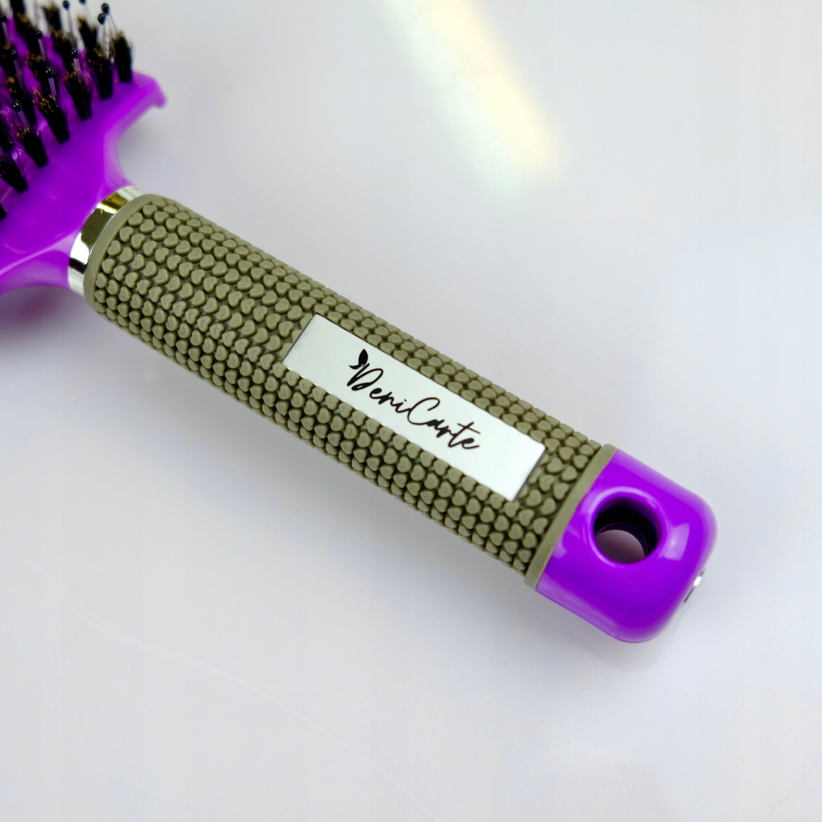 SZCZOTKA Z WŁOSÓW DZIKA BOAR VENT FIOLETOWA Marka Deni Carte