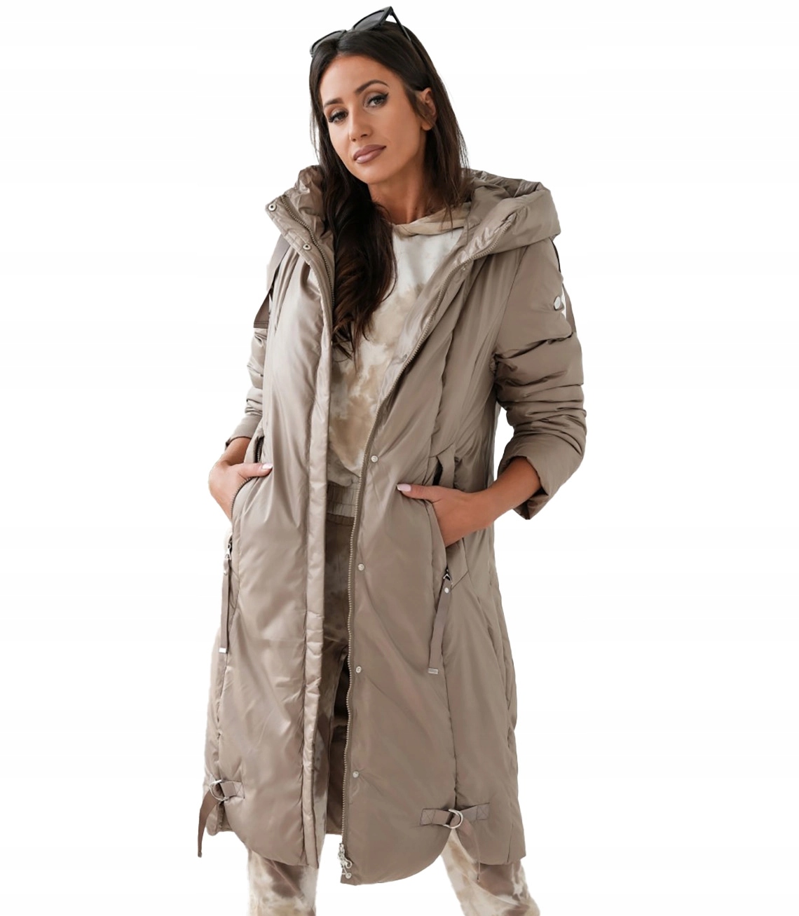 Dlouhý elegantní dámský zimní zateplený kabát s jemným leskem Regina 44