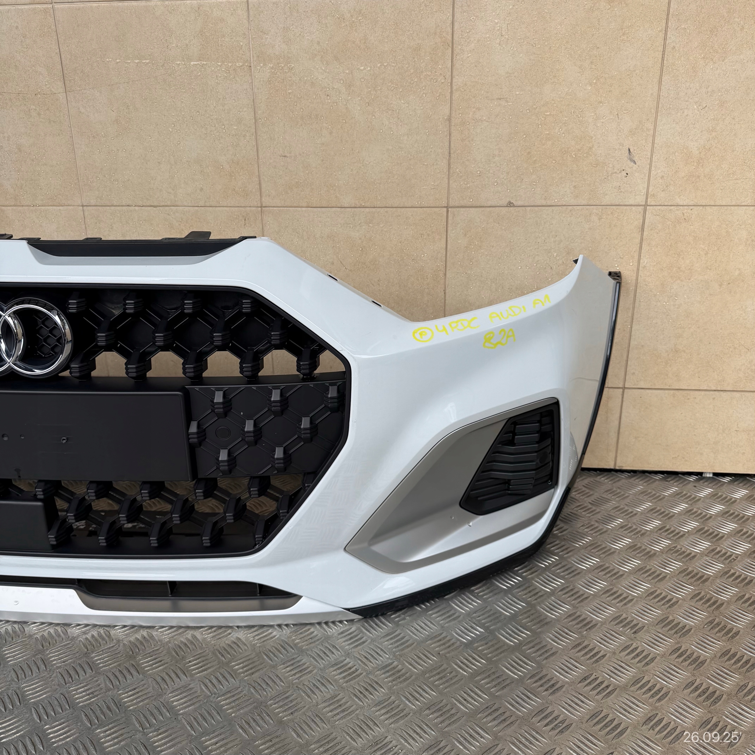 front bumper complete AUDI A1 CITY CARVER 82A 2021 ROK 4 PDC