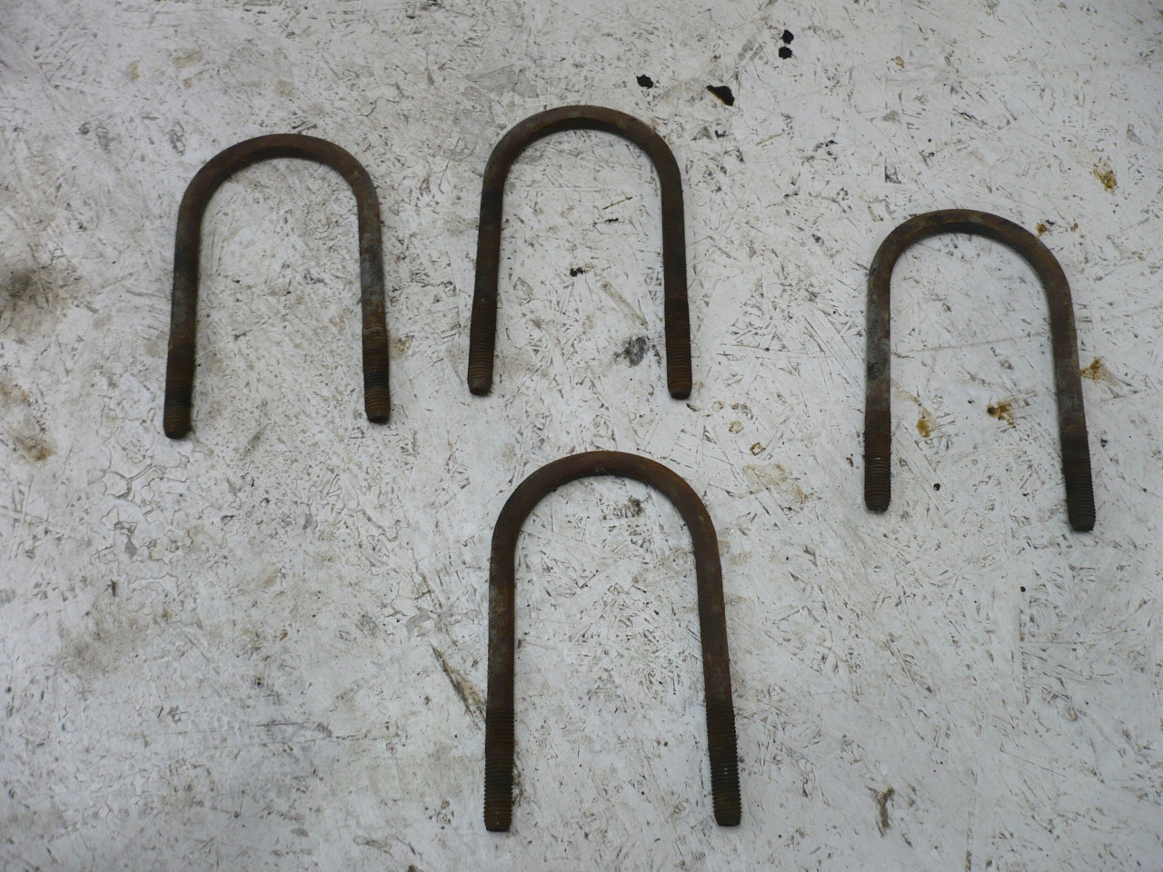 DODGE RAM III КРІПЛЕННЯ РЕСОРИ РЕСОРИ