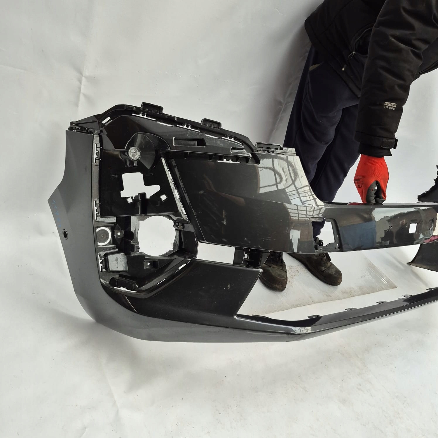 JUMPY EXPERT TRAVELER VIVARO LIFT 24- bumper front front PDC