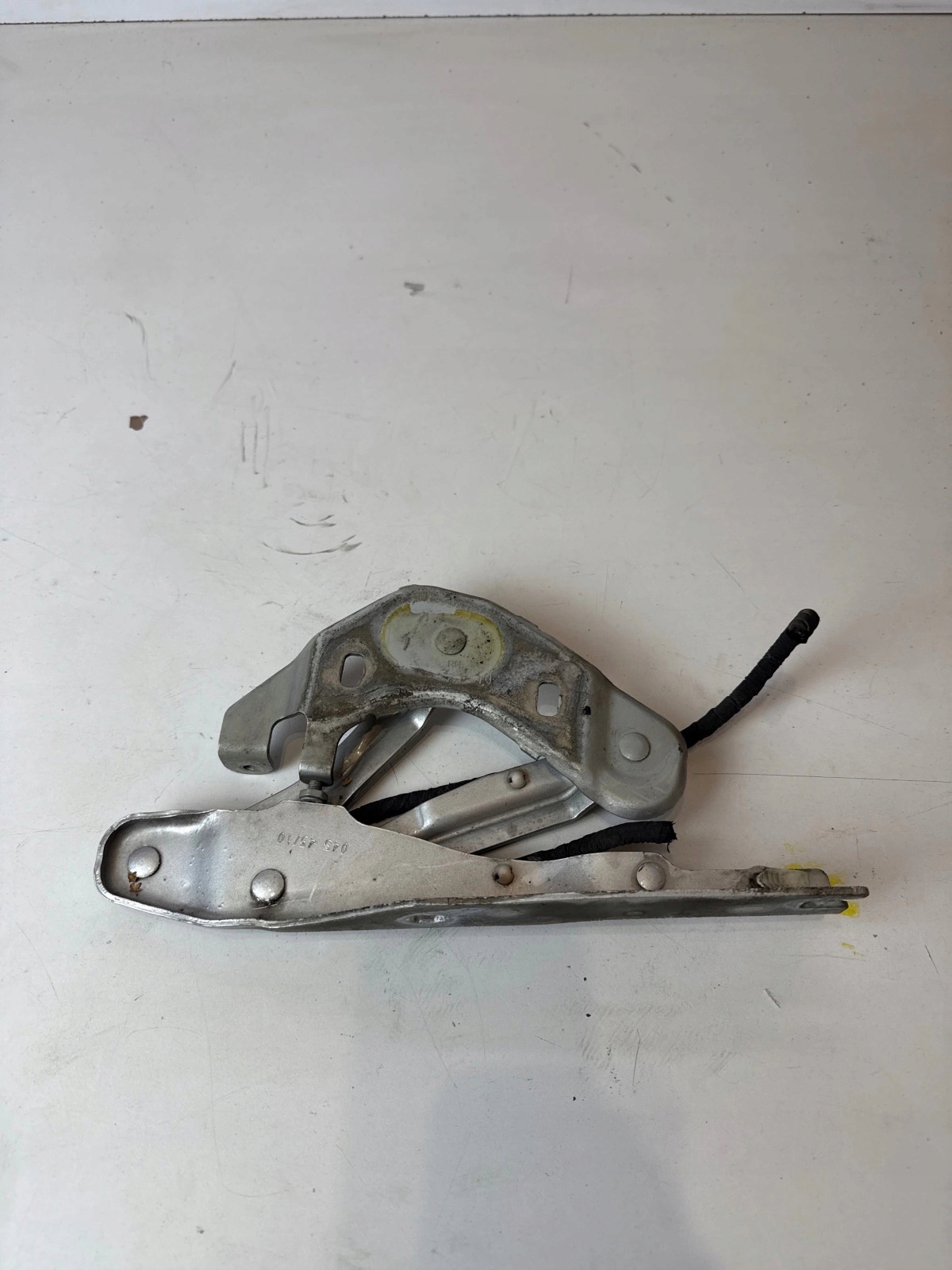 hinge bonnets front front right Audi A1 8X