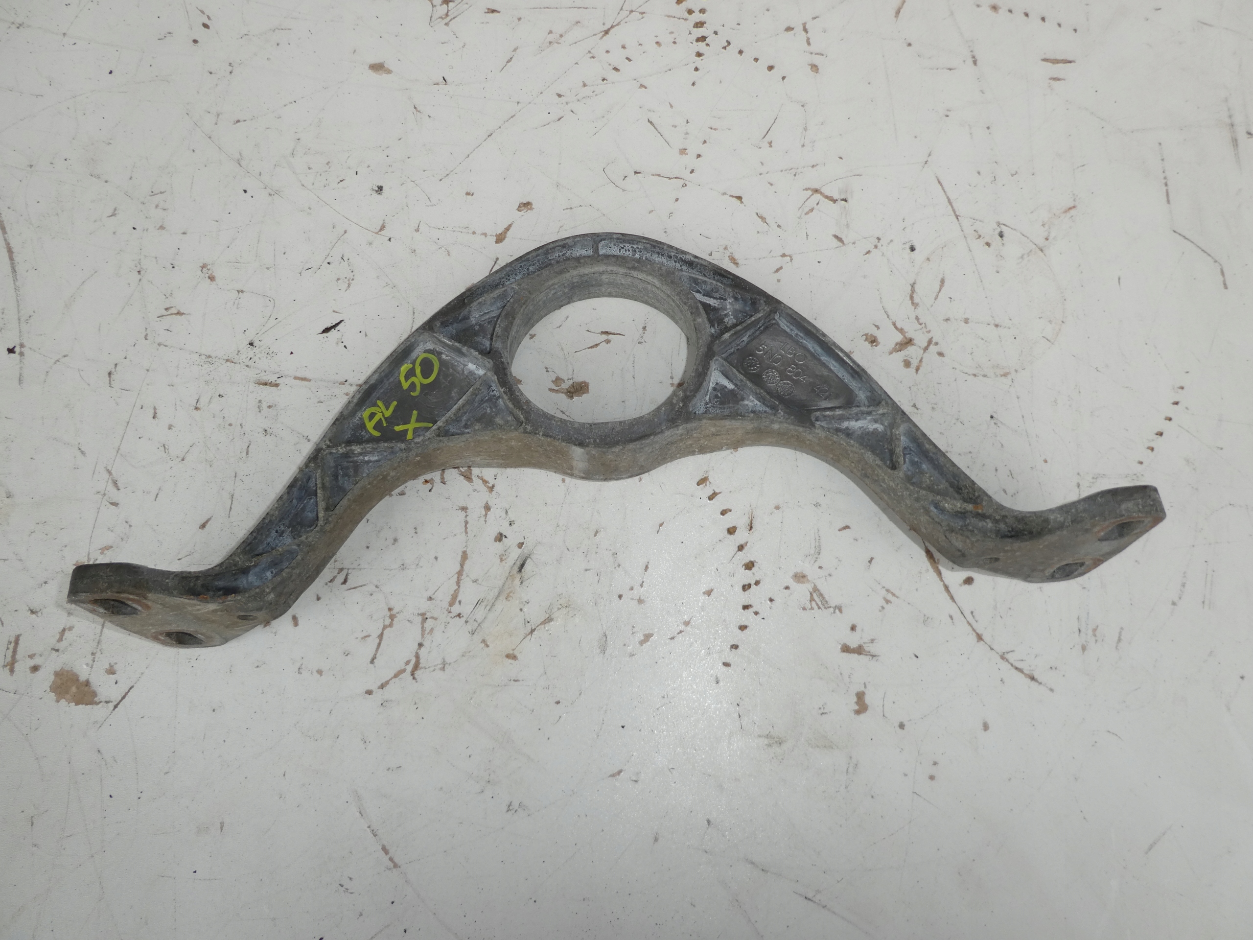 SUPPORTO ALBERO VW TIGUAN E 5N0804421