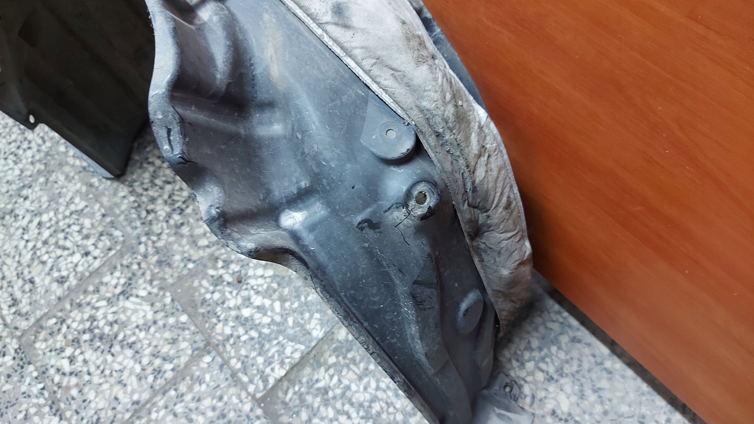 mudguard right front TOYOTA COROLLA E21 19- KOMBI HB