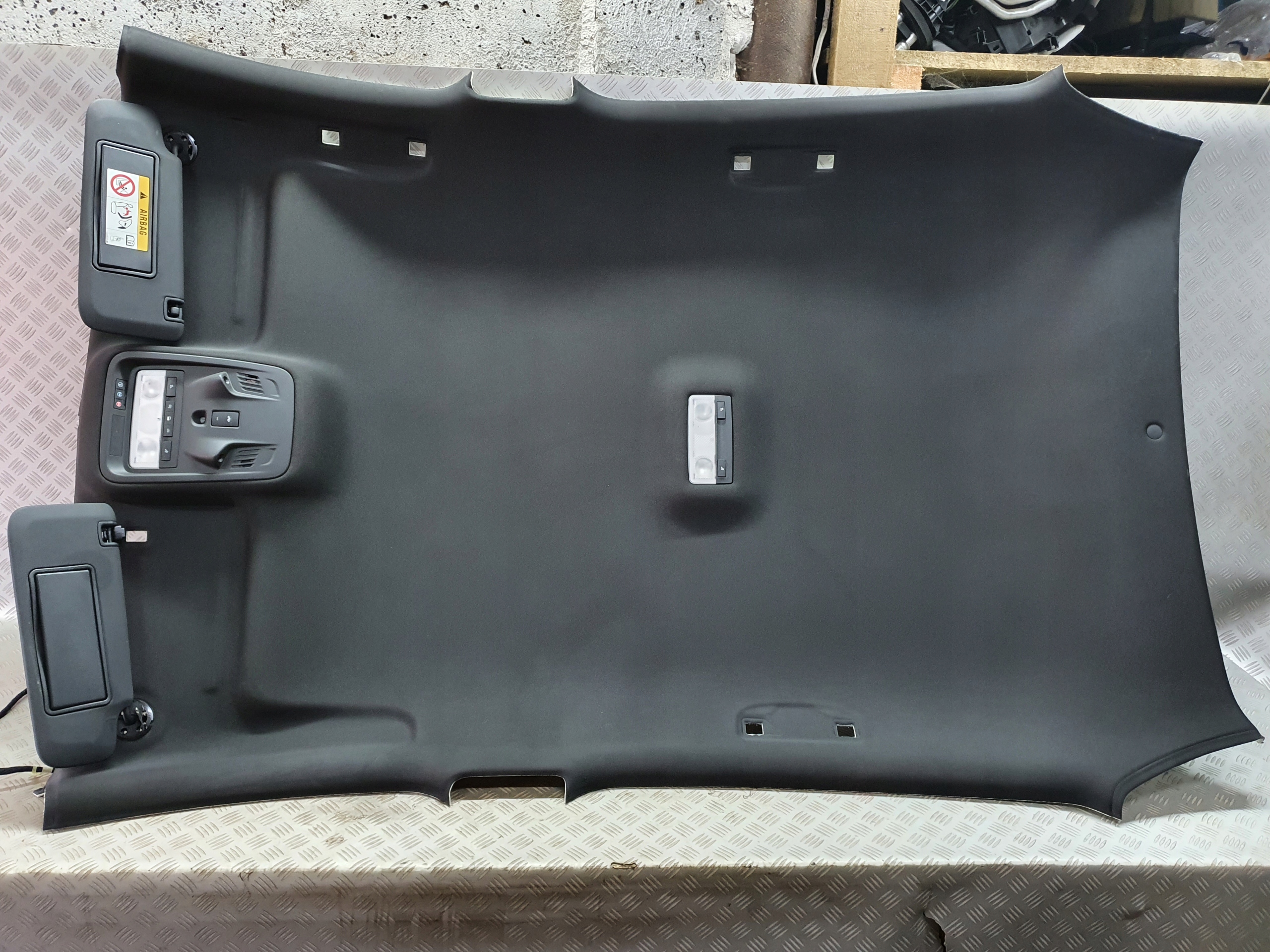 39021931 - ОБШИВКА СТЕЛІ OPEL ASTRA K OPC LINE