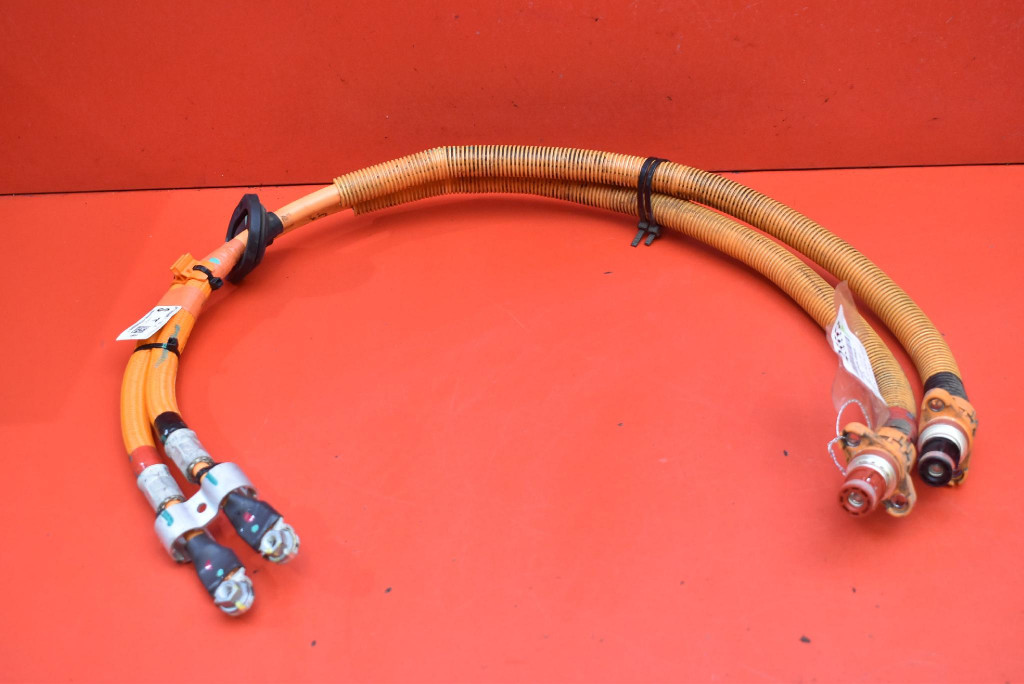 PRZEWODY WYSOKIEGO NAPIĘCIA 1065087-10-A TESLA MODEL S AWD 12-20