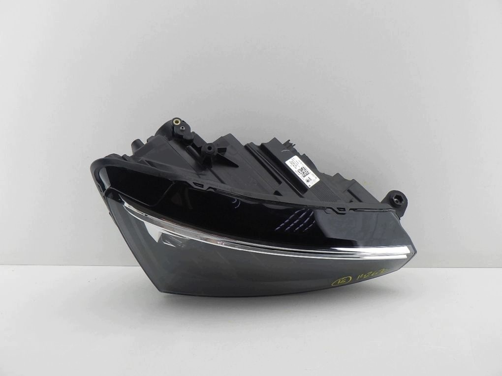 SKODA SCALA 657 FULL LED 2019- light front right