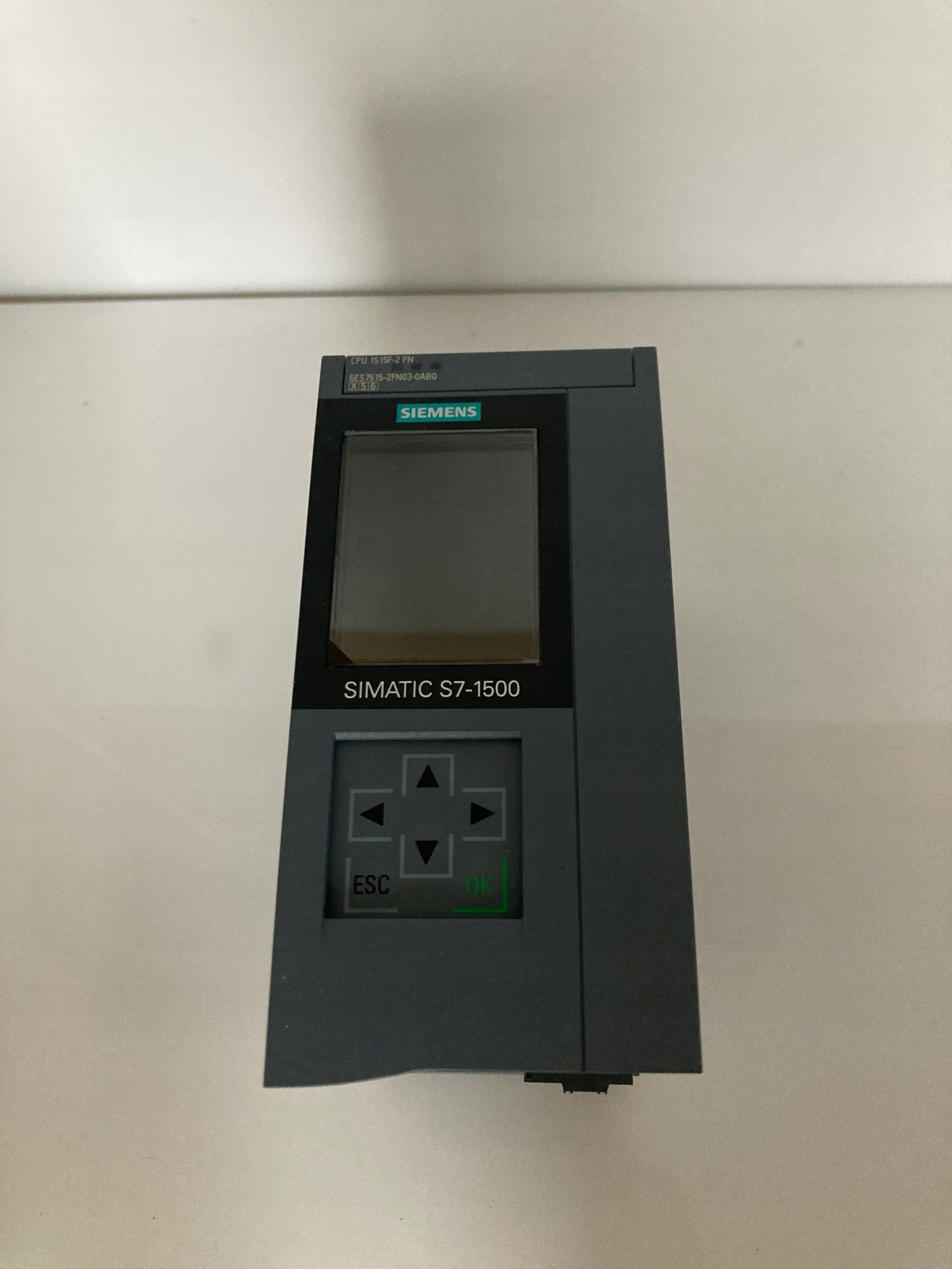 Siemens S7-1500 CPU1515F-2 Pn 6ES7515-2FN03-0AB0, 6ES7 515-2FN03-0AB0