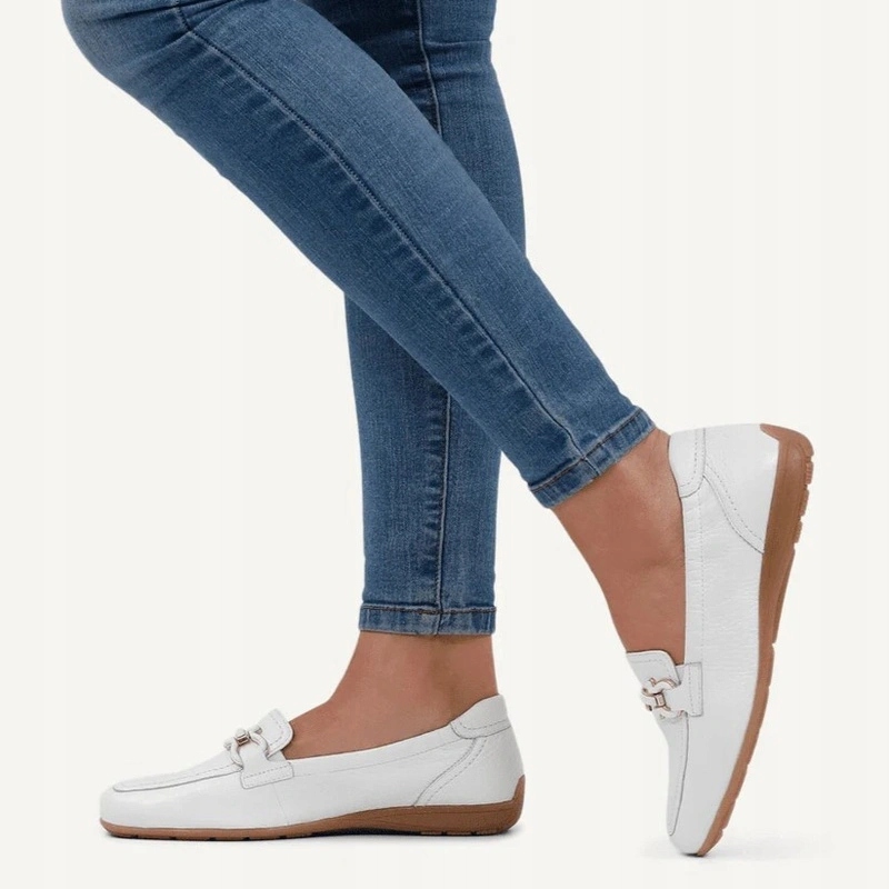 Mokasíny z měkké kůže Caprice 9-24654-42 Bílé 41