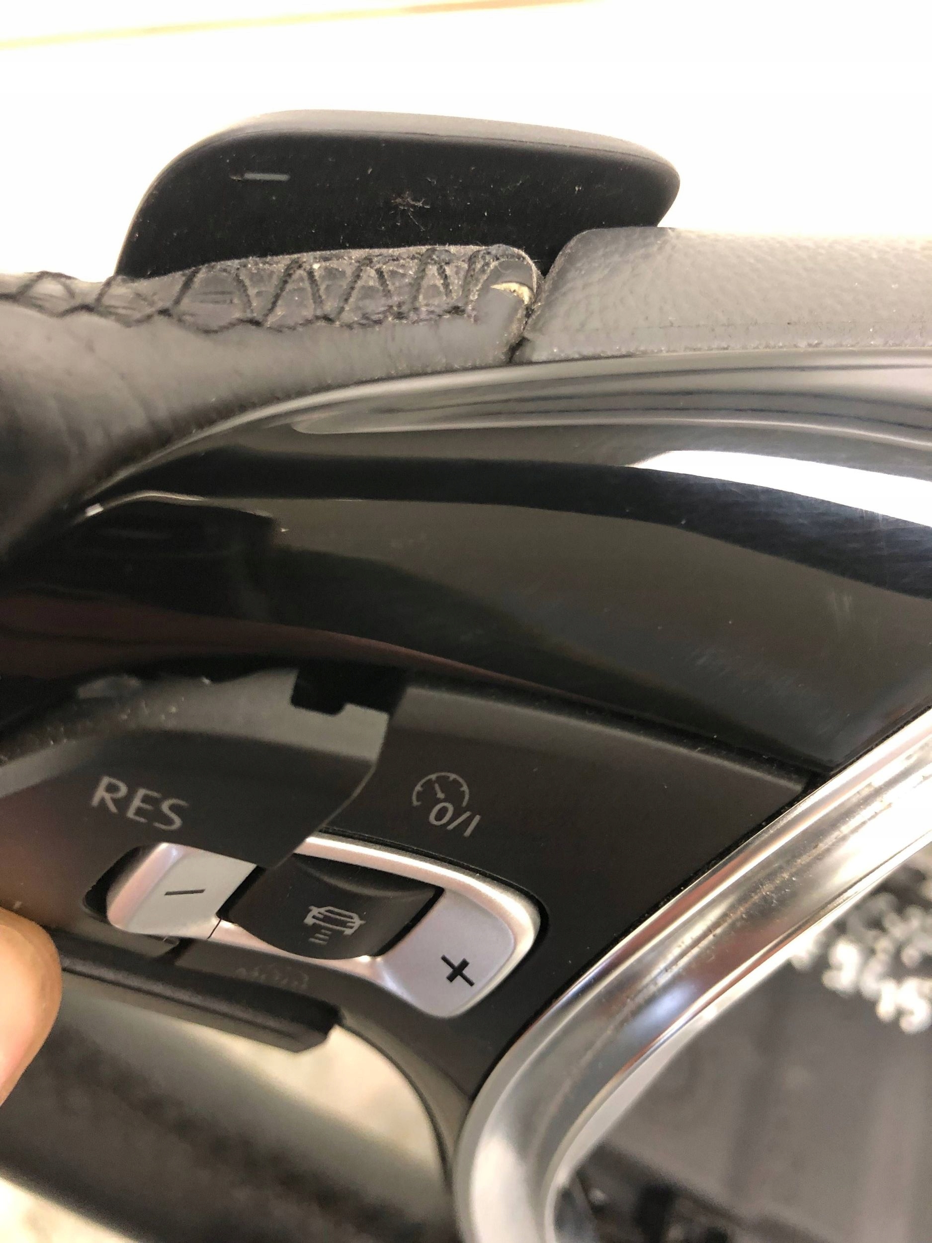 steering wheel, leather MULTIFUNKCJA with shifting VW PASSAT B8 5G0419091GF