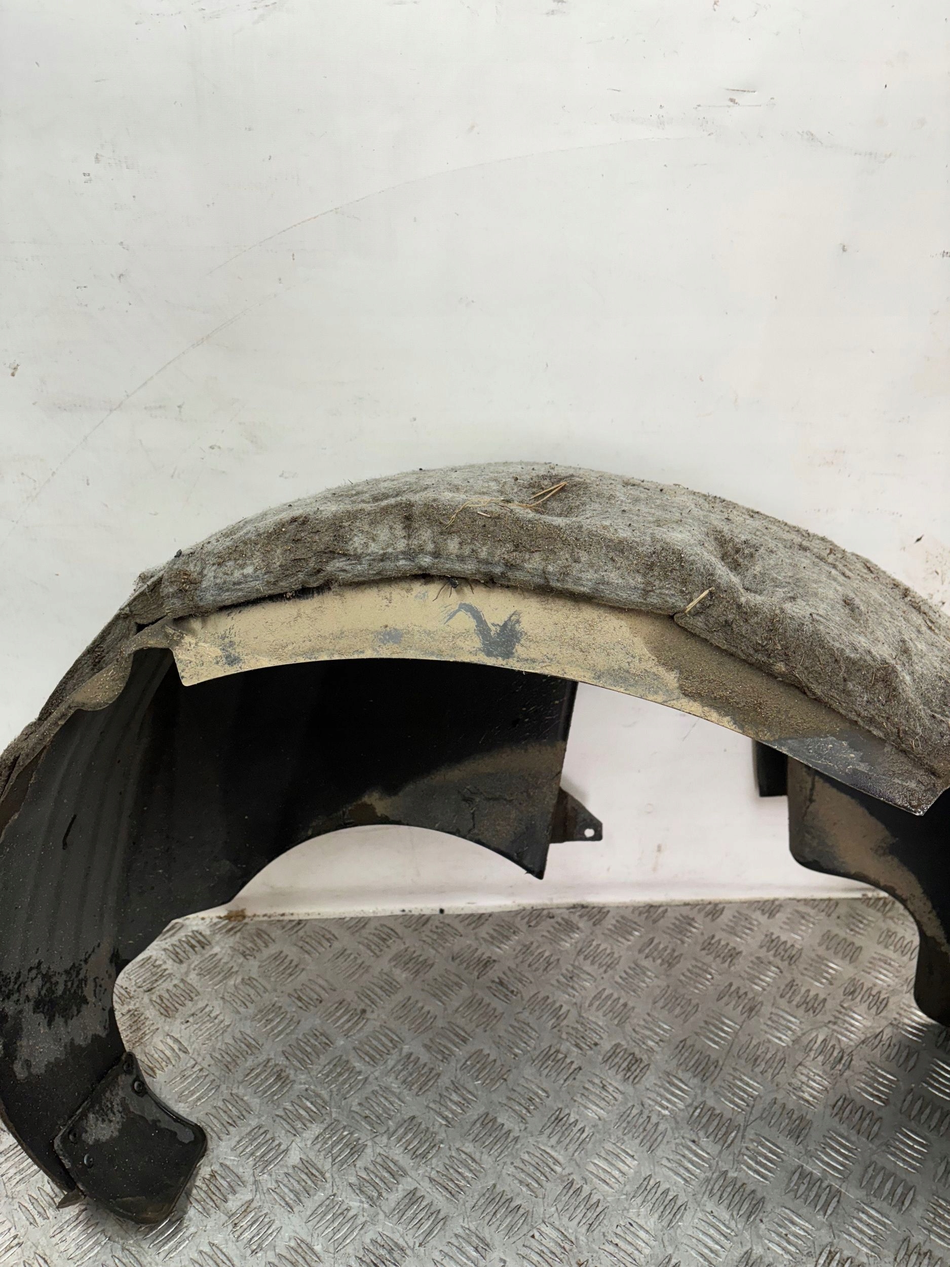 mudguard left rear. FIAT TIPO II KOMBI