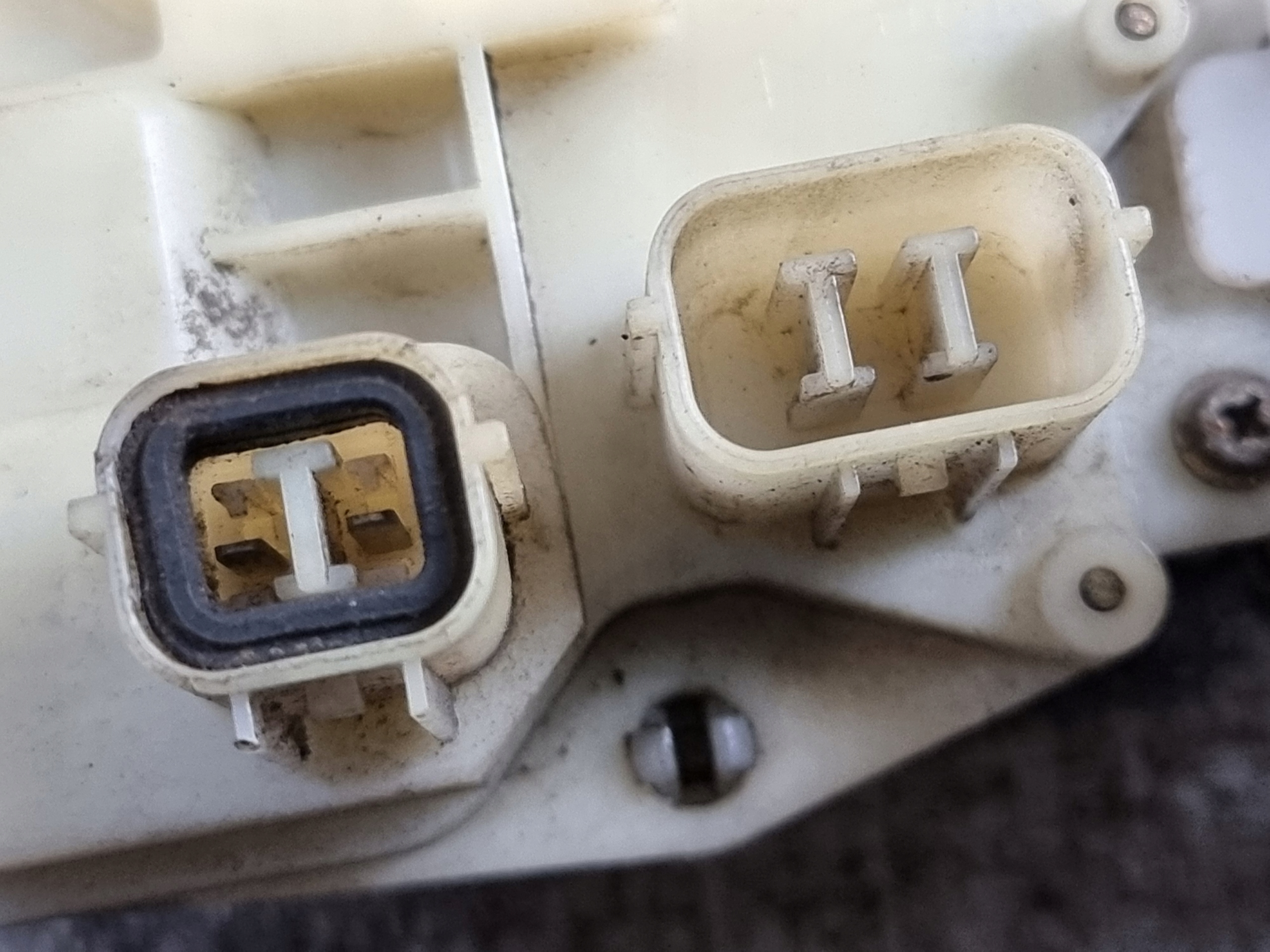 lock door right front HONDA ACCORD VI 6