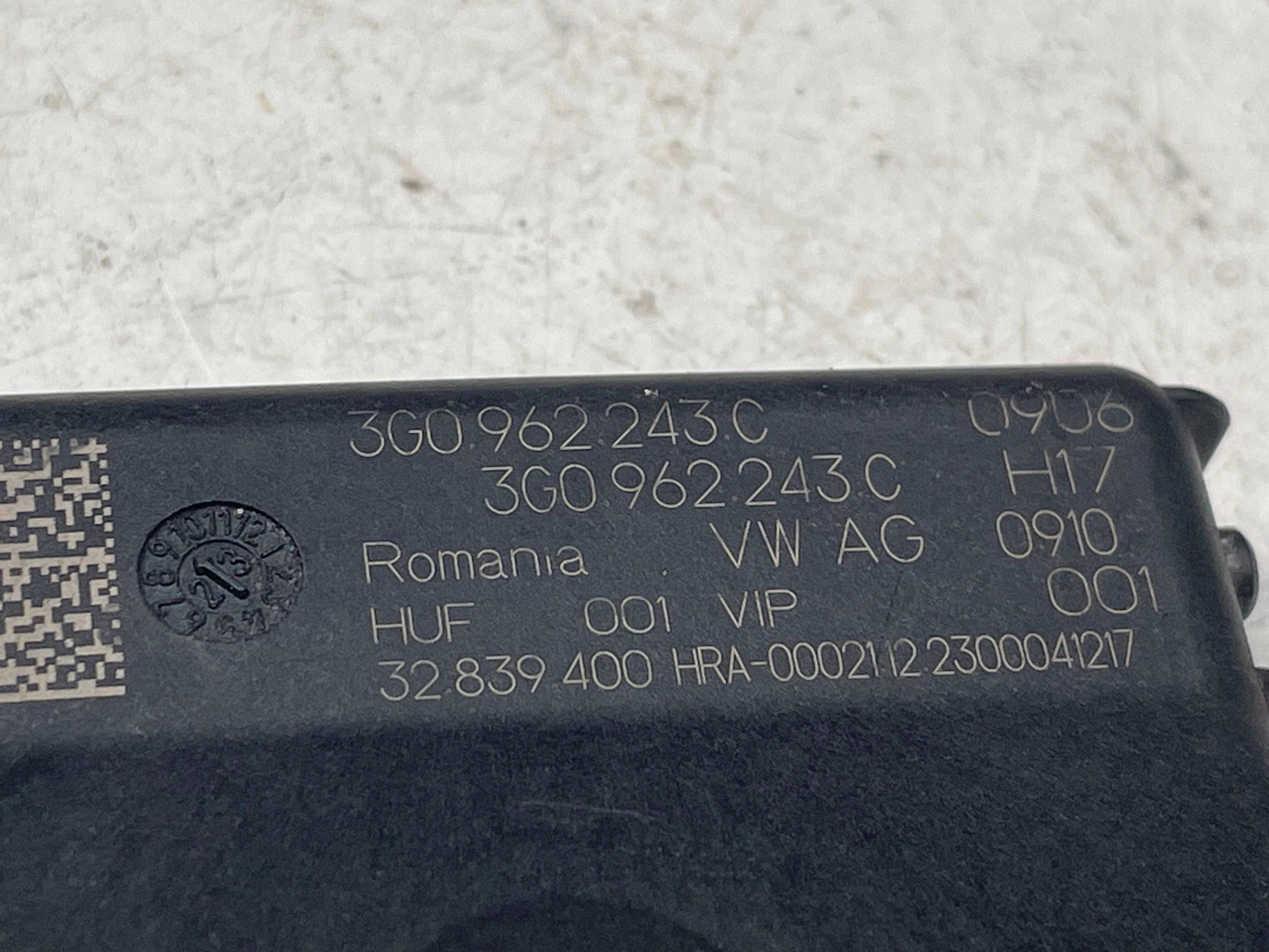 Module pour l’ouverture du capot VW AUDI PORSCHE 3G0962243C !J