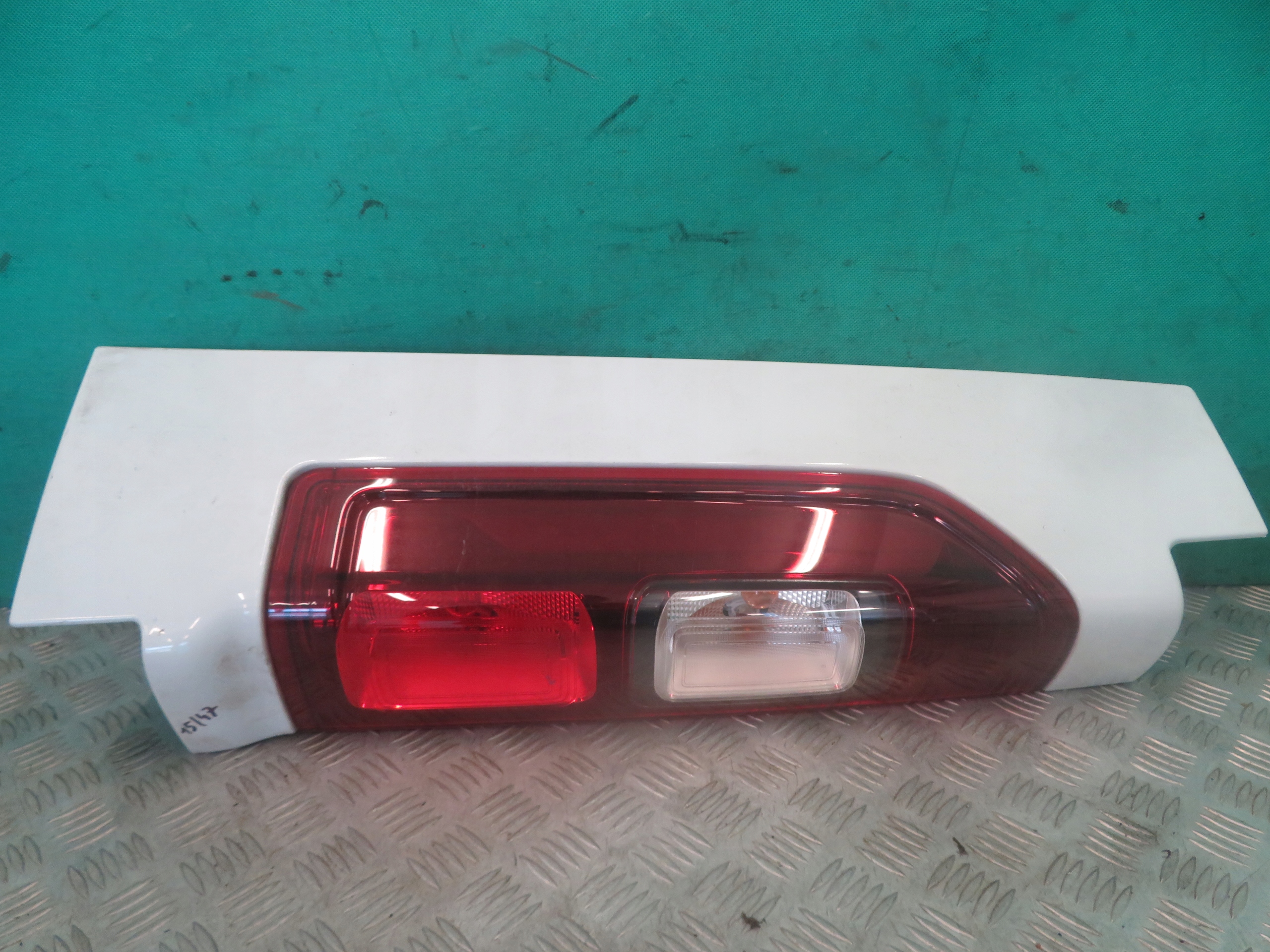 light left rear part RENAULT TRAFIC 2.0 23R 93450959